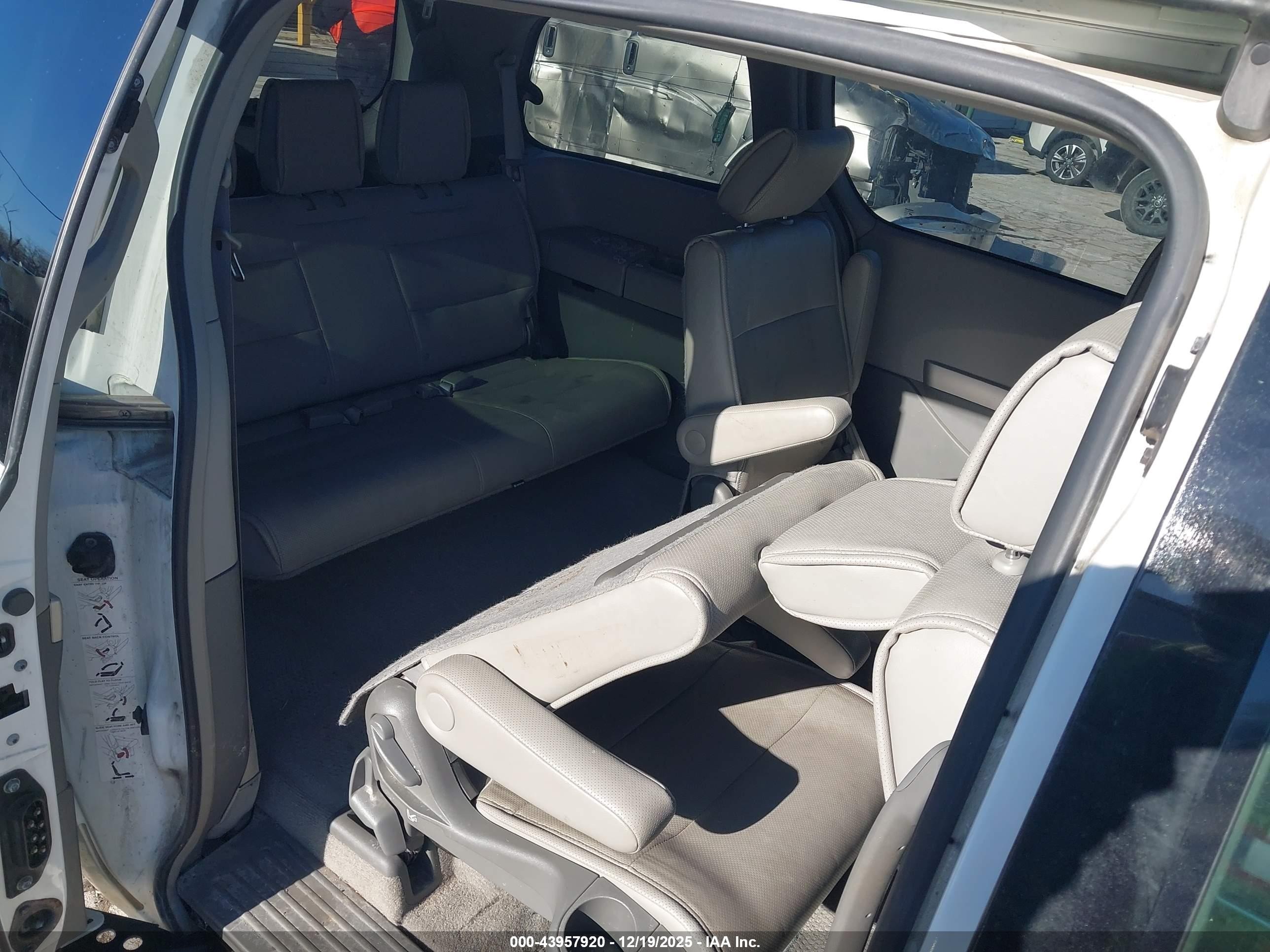 2009 Nissan Quest 3.5 Sl White vin: 5N1BV28U49N105214