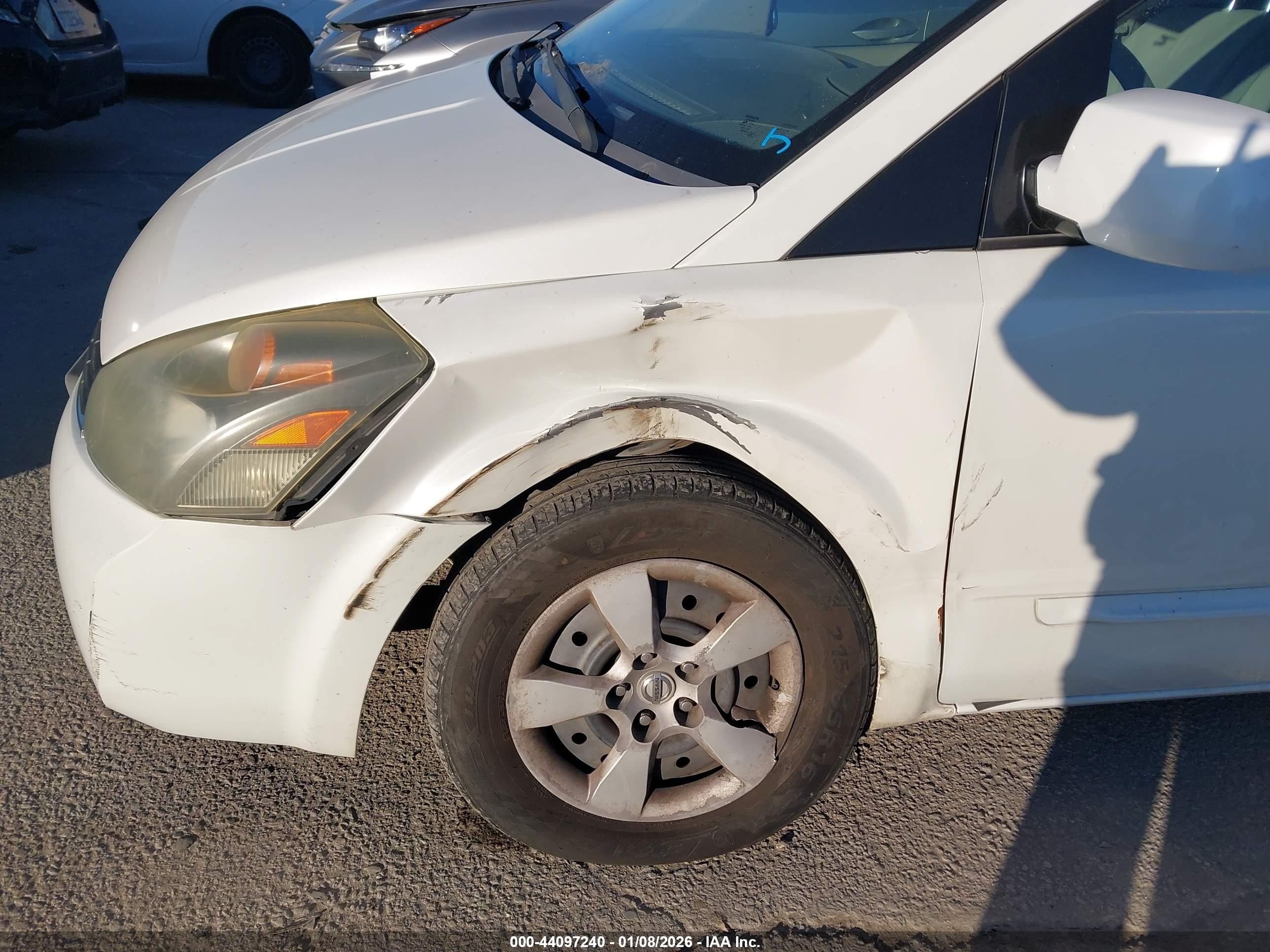 2007 Nissan Quest 3.5 S Белый vin: 5N1BV28U57N123198