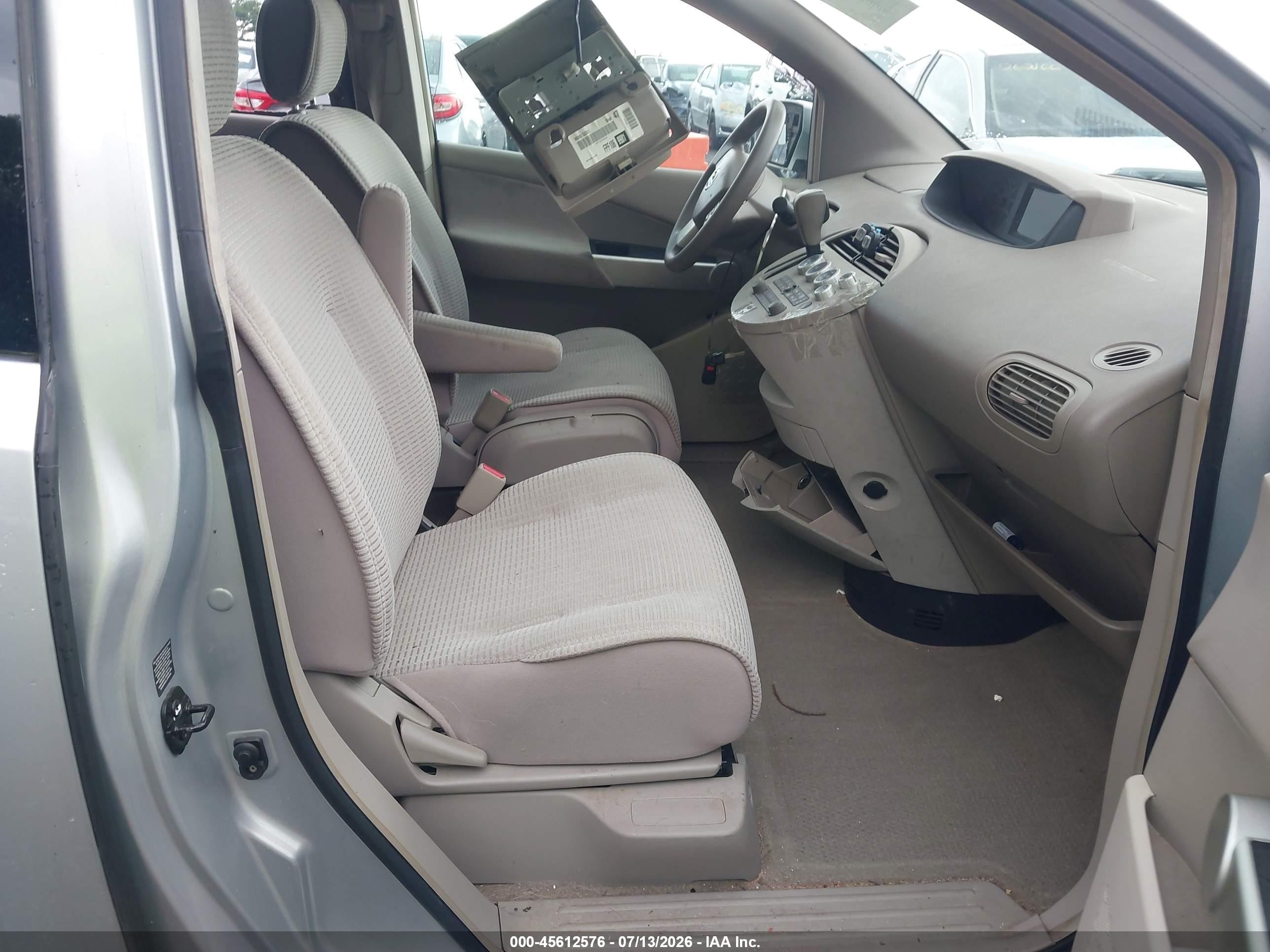 2004 Nissan Quest 3.5 S Silver vin: 5N1BV28U64N369866