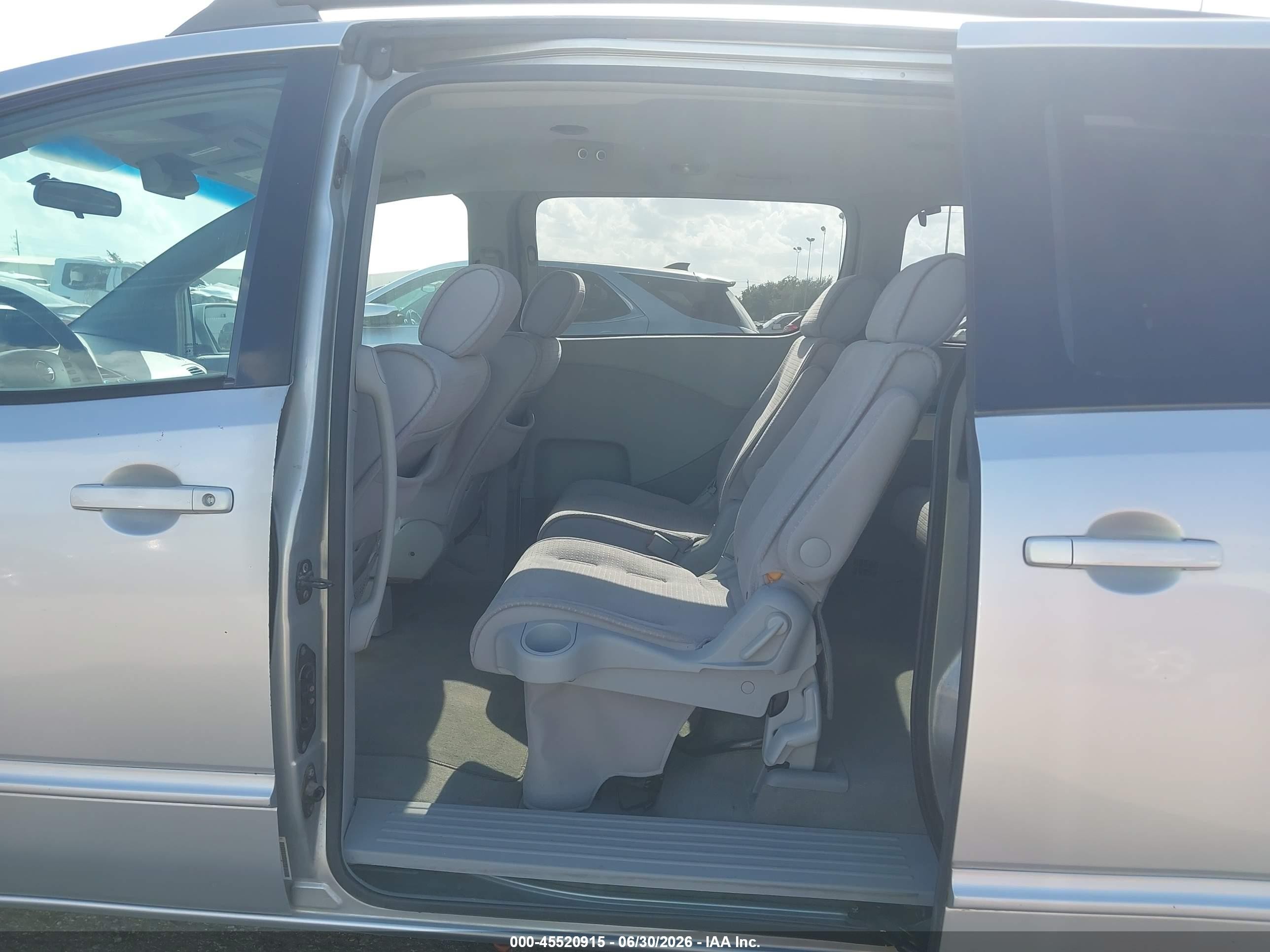 2006 Nissan Quest 3.5 S Silver vin: 5N1BV28U86N111836