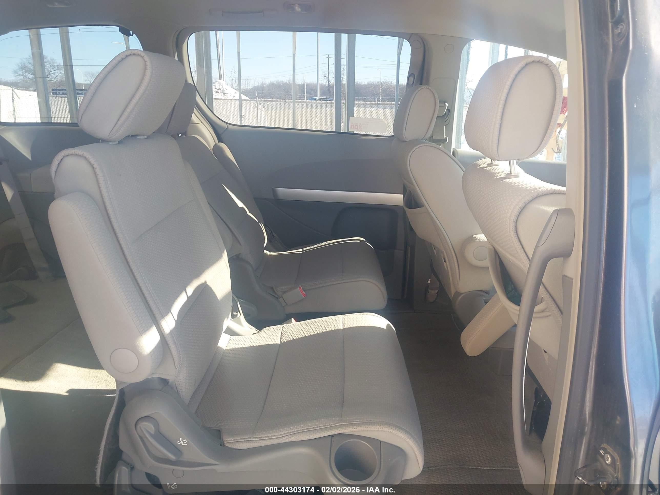 2009 Nissan Quest 3.5 Gray vin: 5N1BV28U89N106348