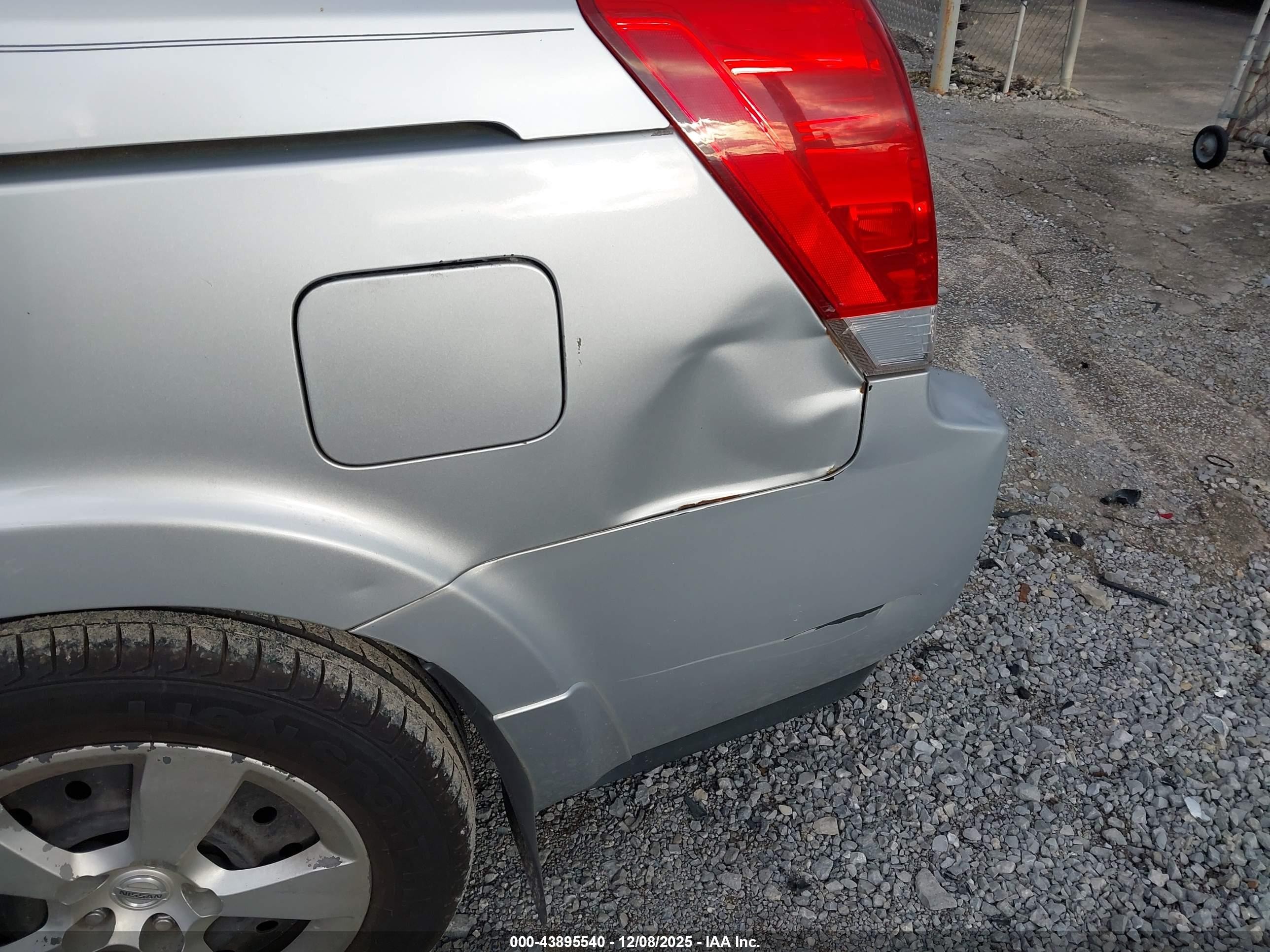 2007 Nissan Quest 3.5 S Silver vin: 5N1BV28U97N130977