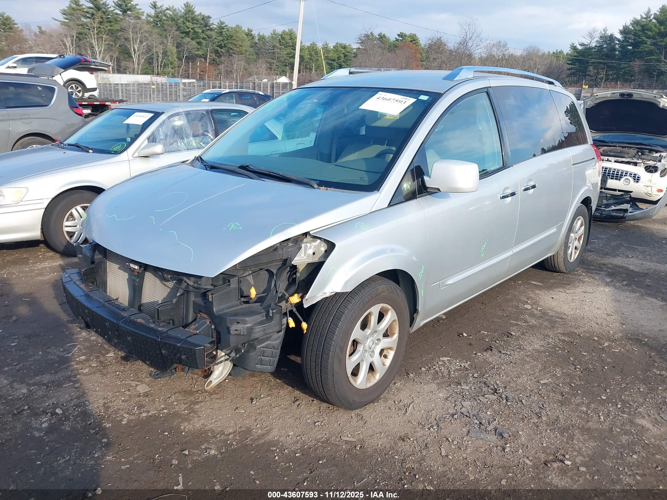 2008 Nissan Quest 3.5 S Серебряный vin: 5N1BV28UX8N119939