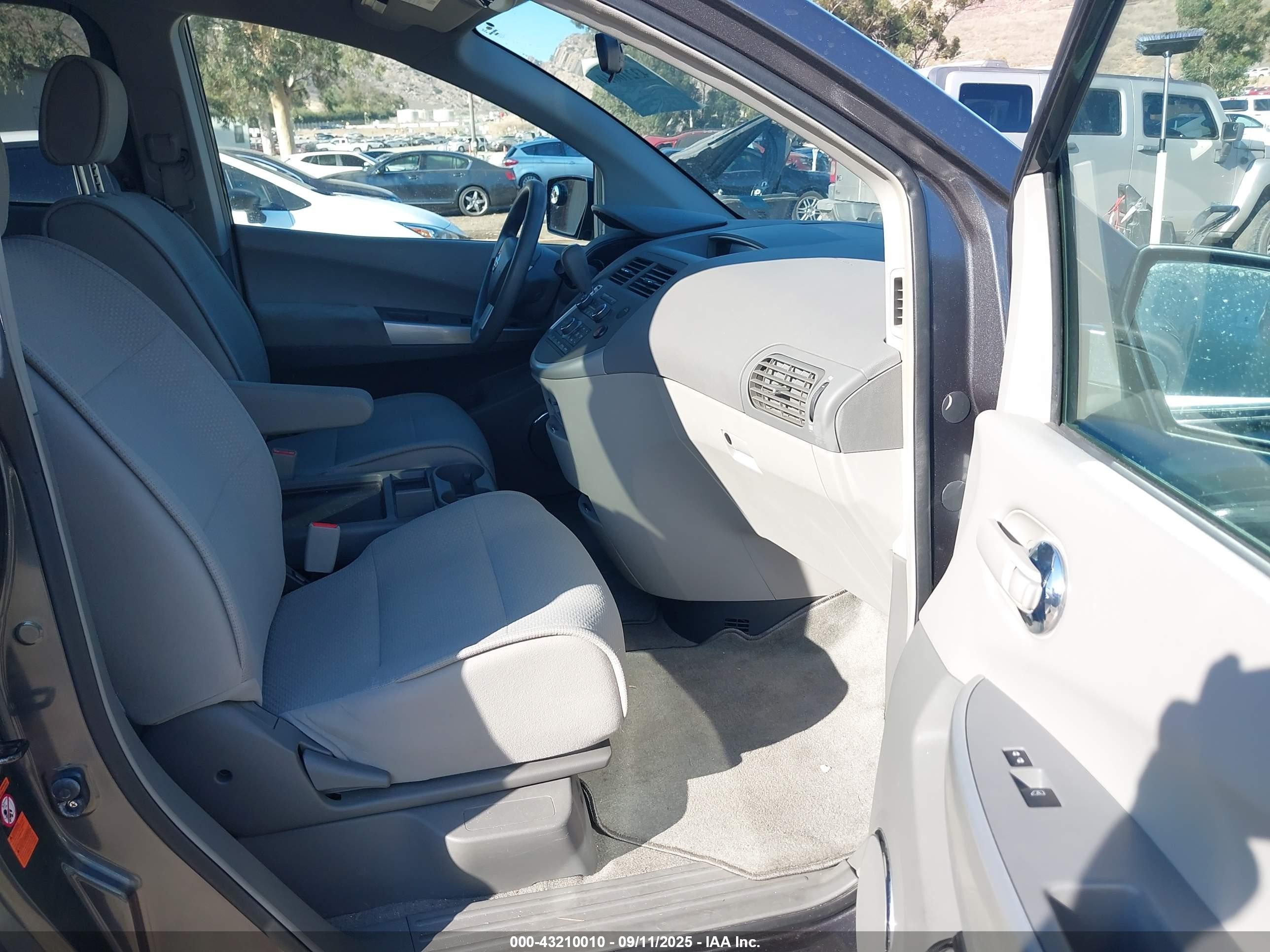 2009 Nissan Quest 3.5 Gray vin: 5N1BV28UX9N102320