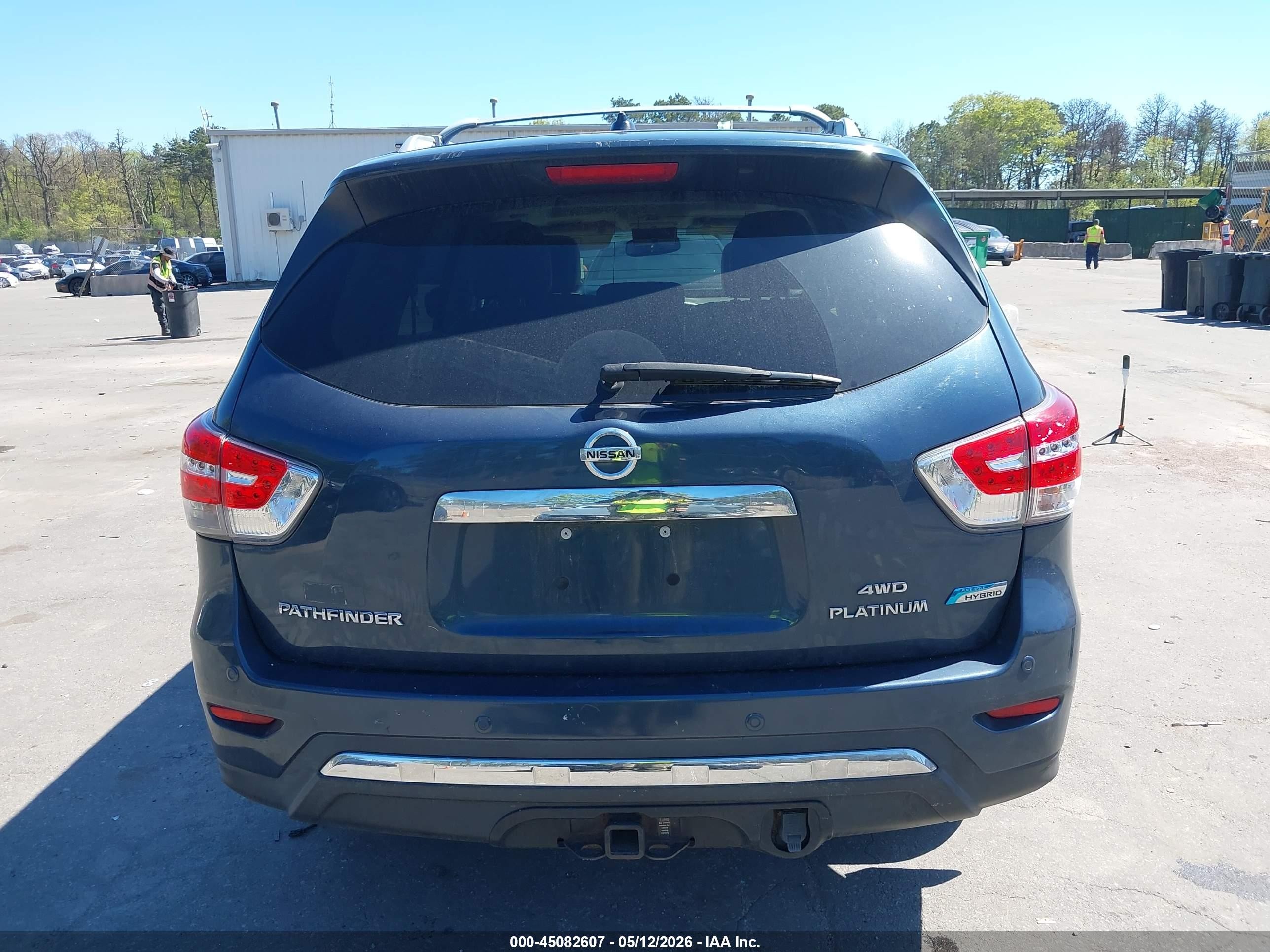 2014 Nissan Pathfinder Hybrid Platinum Dark Blue vin: 5N1CR2MM0EC660424