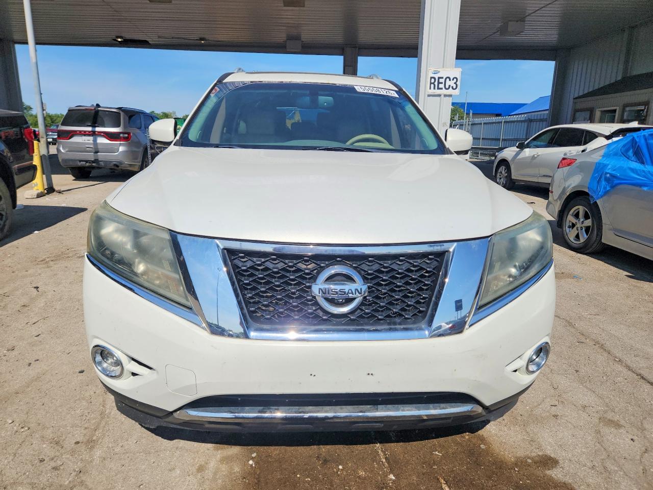 2014 Nissan Pathfinder Hybrid Sv White vin: 5N1CR2MM2EC643074