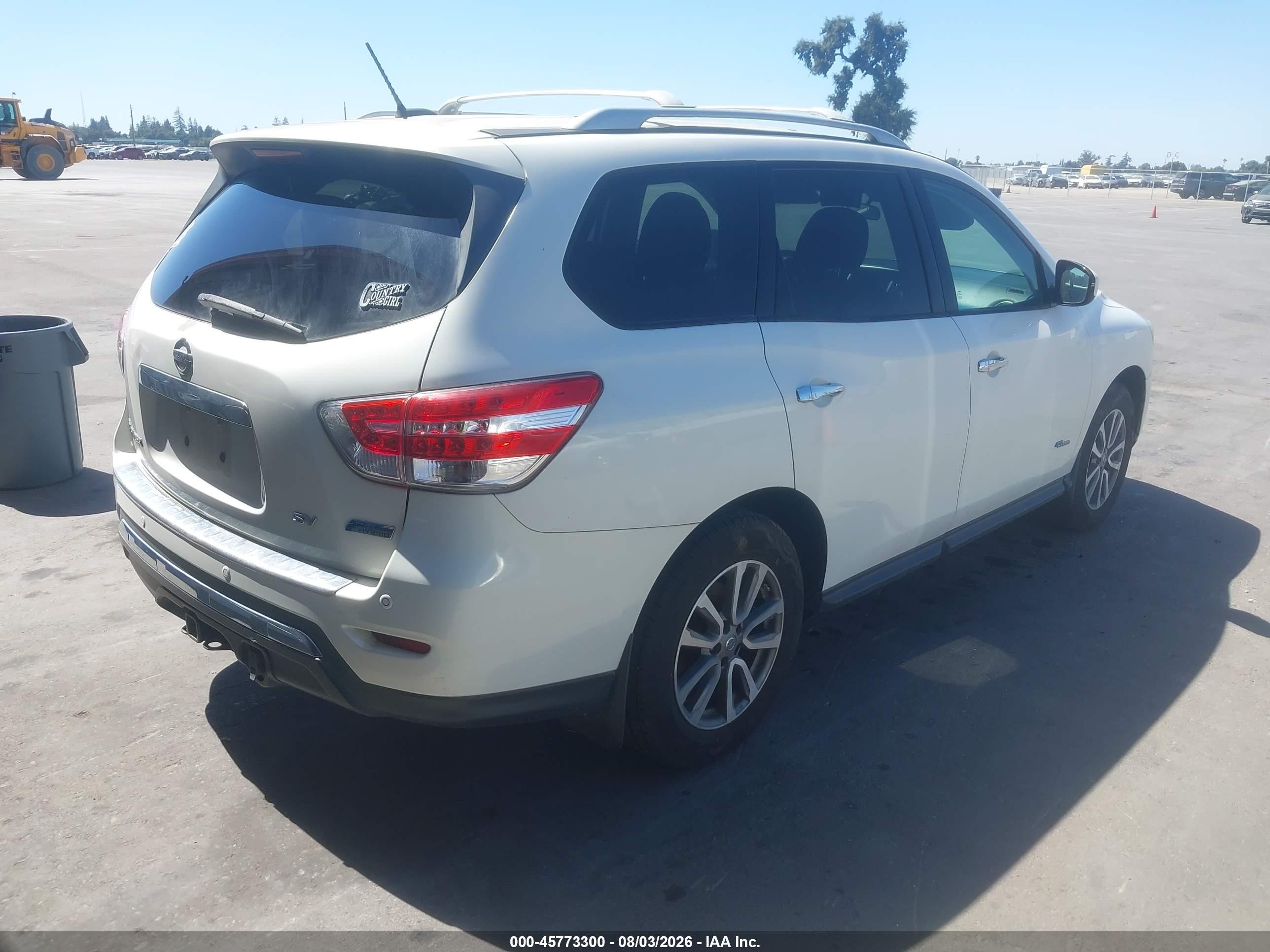 2014 Nissan Pathfinder Hybrid Sv Белый vin: 5N1CR2MN0EC643518