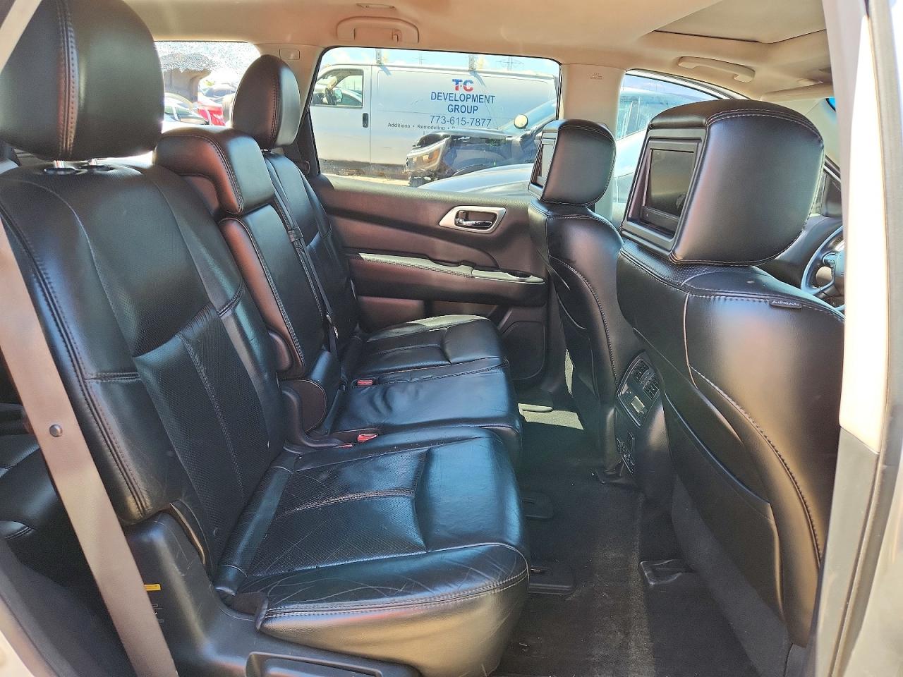 2014 Nissan Pathfinder Hybrid Sv Silver vin: 5N1CR2MN2EC661647
