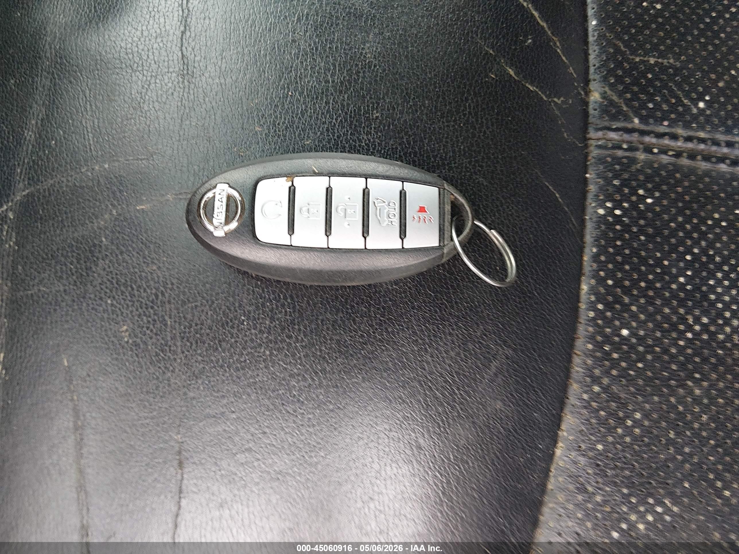 2014 Nissan Pathfinder Hybrid Platinum Dark Blue vin: 5N1CR2MN4EC660659