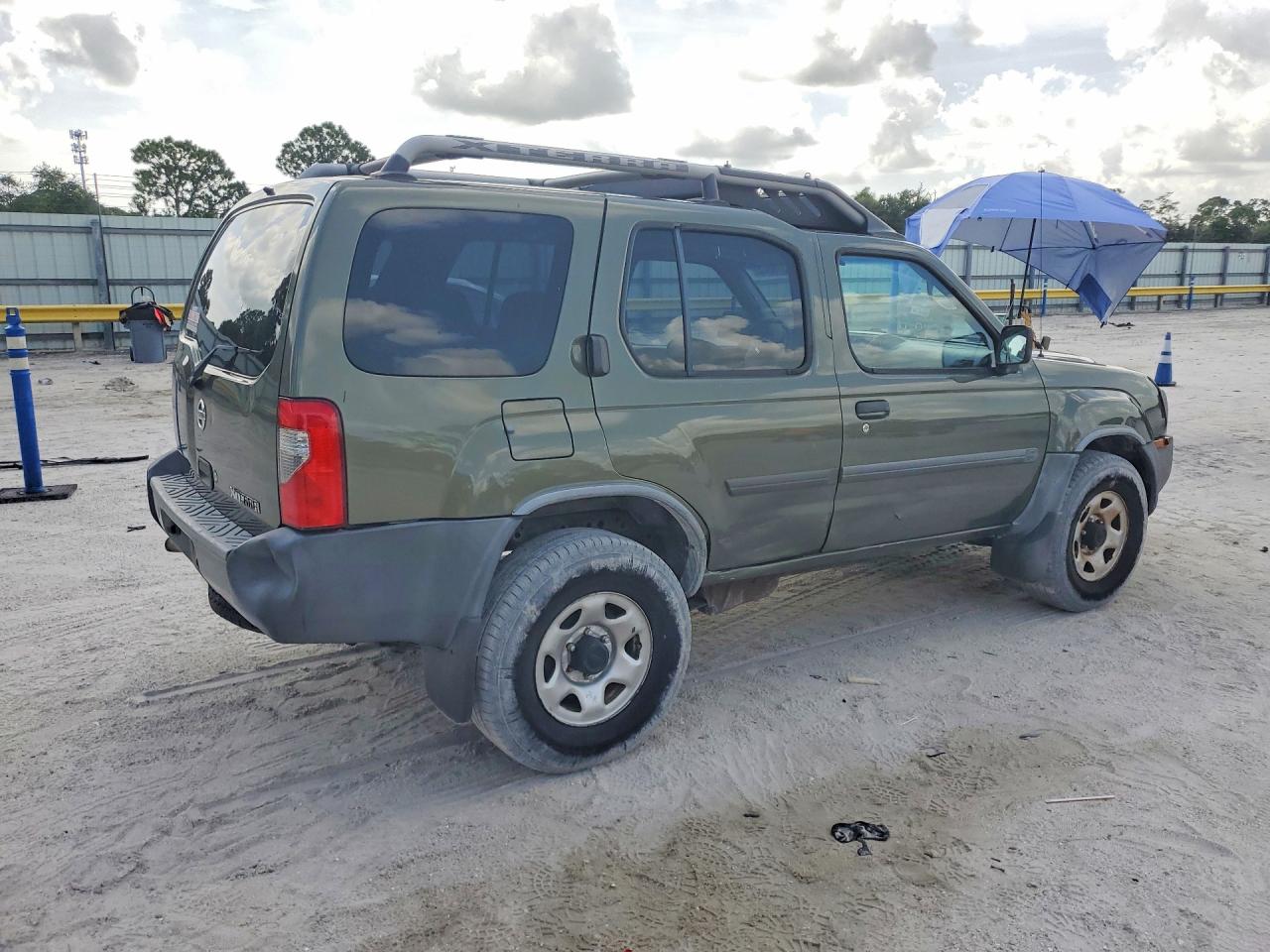 2004 Nissan Xterra Xe Green vin: 5N1DD28T34C601533