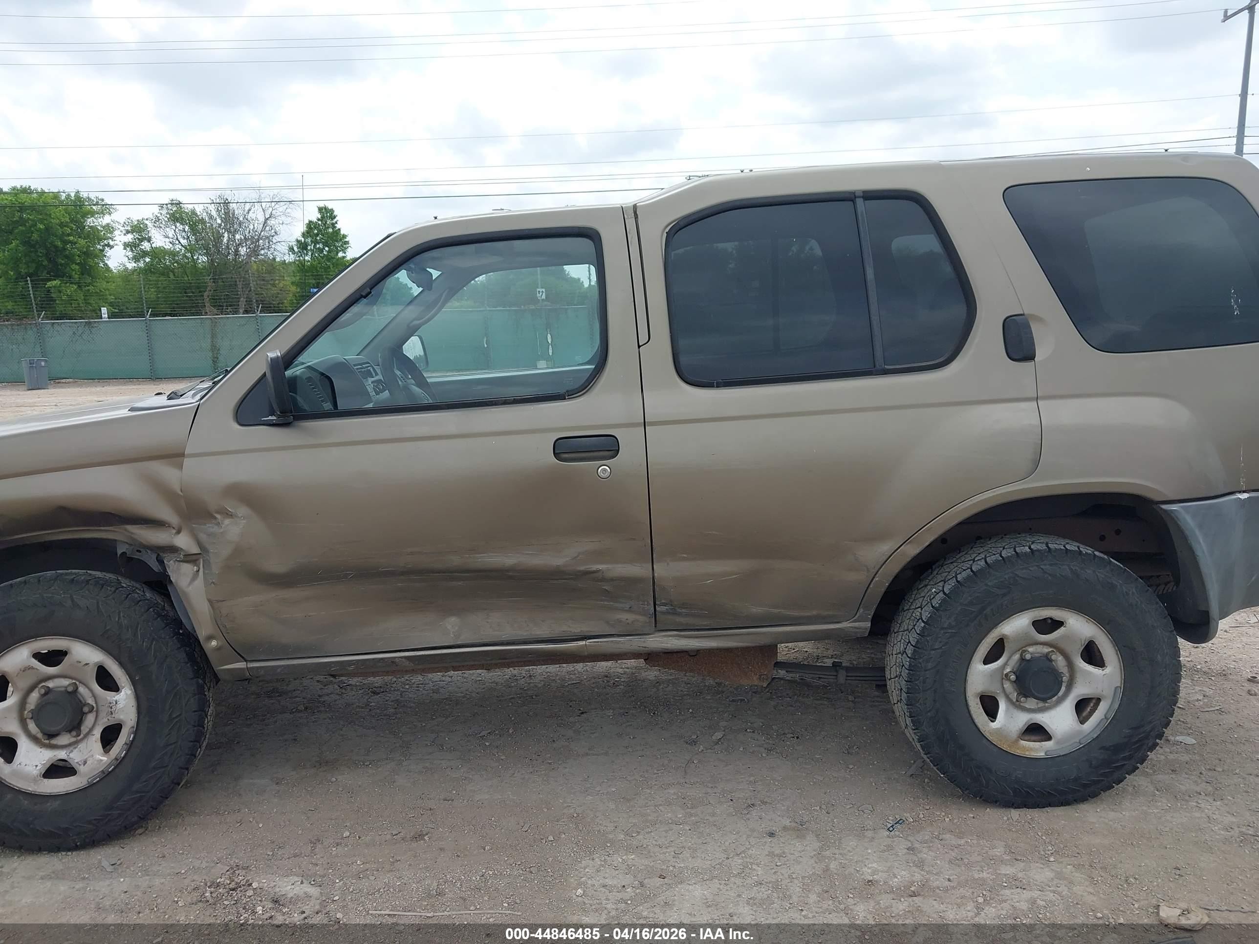 2001 Nissan Xterra Xe Бежевый vin: 5N1DD28T41C547221
