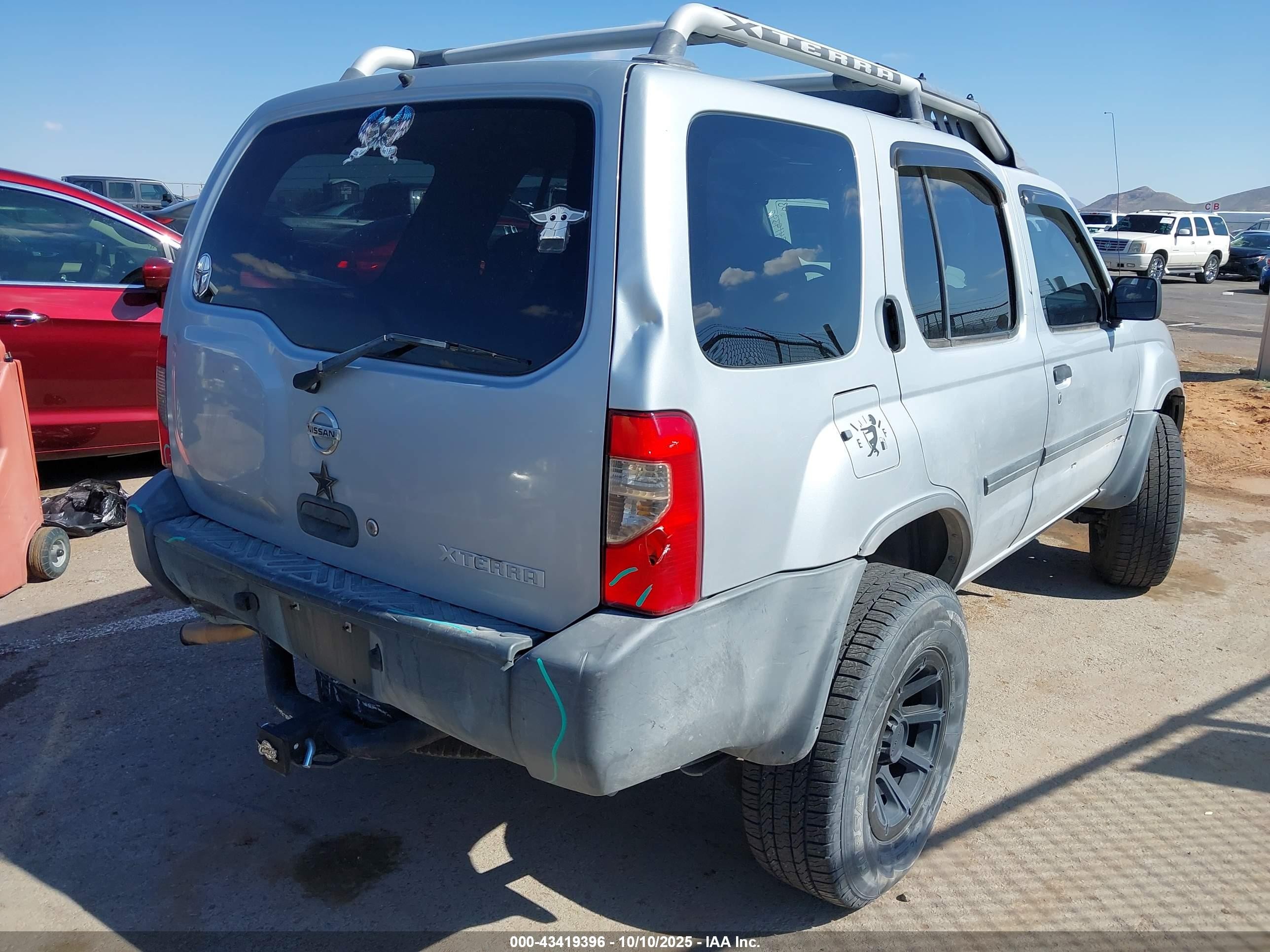 2003 Nissan Xterra Xe I4 Серебряный vin: 5N1DD28T73C696726