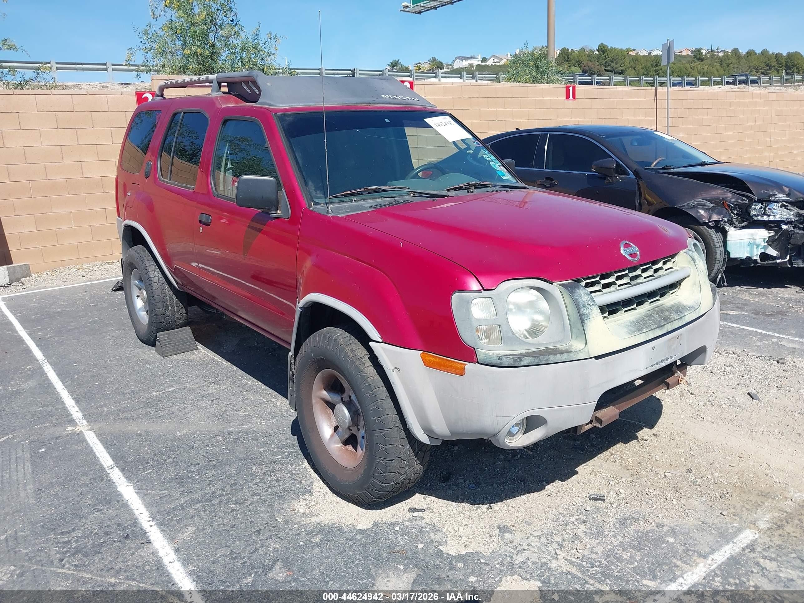 2003 Nissan Xterra Xe I4 Red vin: 5N1DD28T73C700855