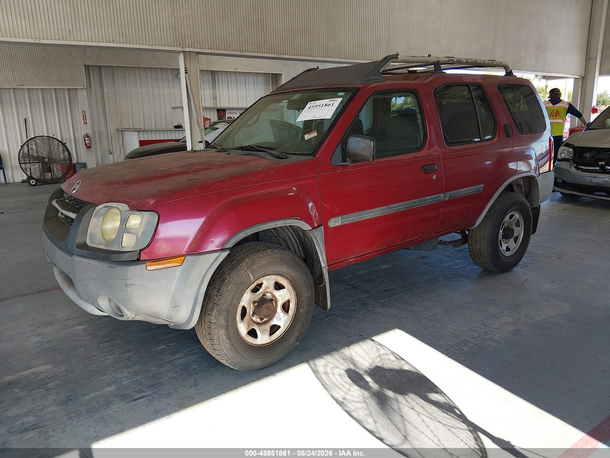 2003 Nissan Xterra Xe I4 Red vin: 5N1DD28T83C673701