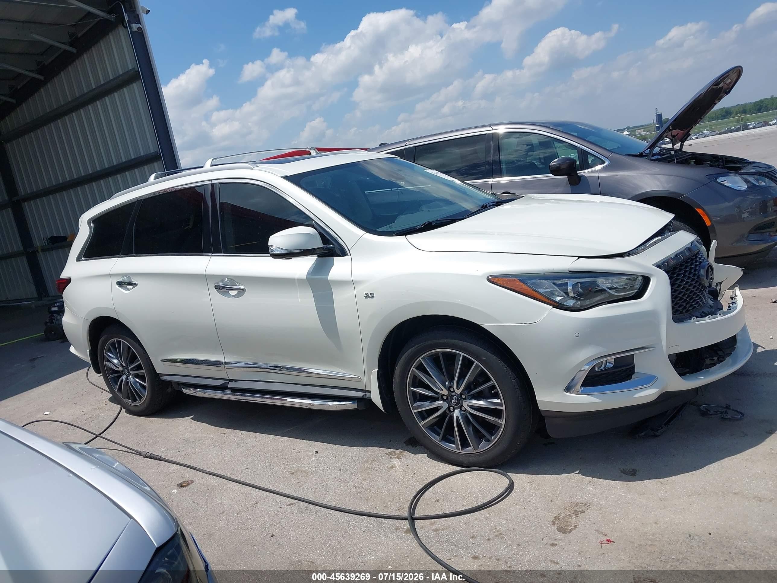 2017 Infiniti Qx60   White vin: 5N1DL0MM8HC529336