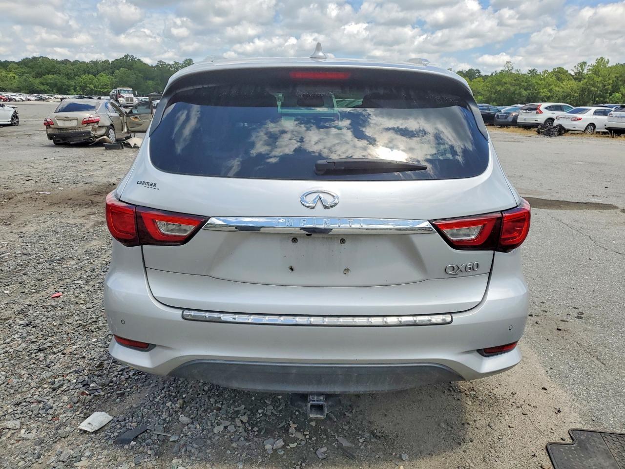 2018 Infiniti Qx60 Base Серебряный vin: 5N1DL0MN6JC515174