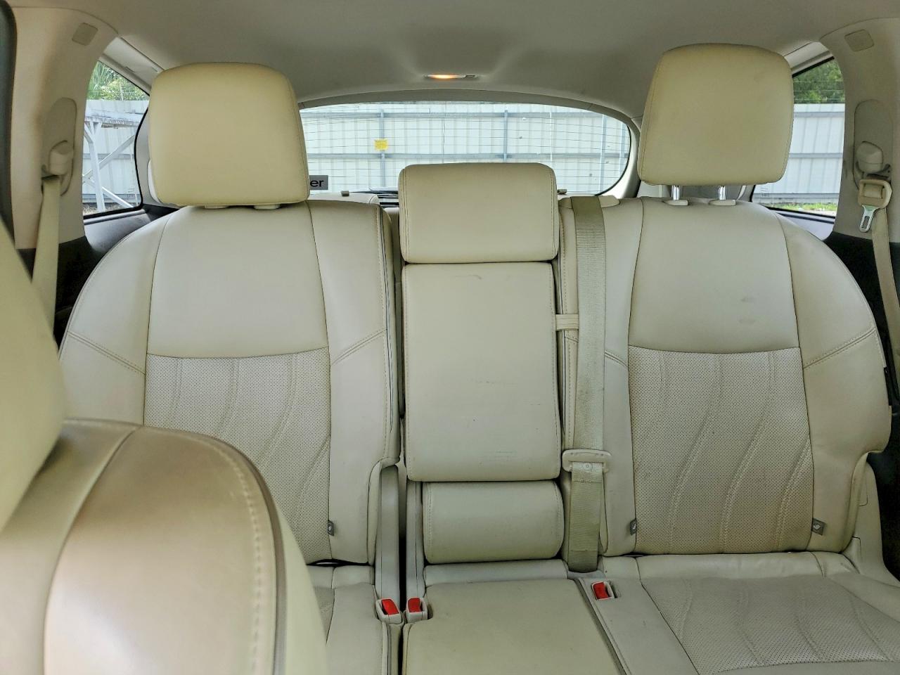2018 Infiniti Qx60 Base Серебряный vin: 5N1DL0MN6JC515174