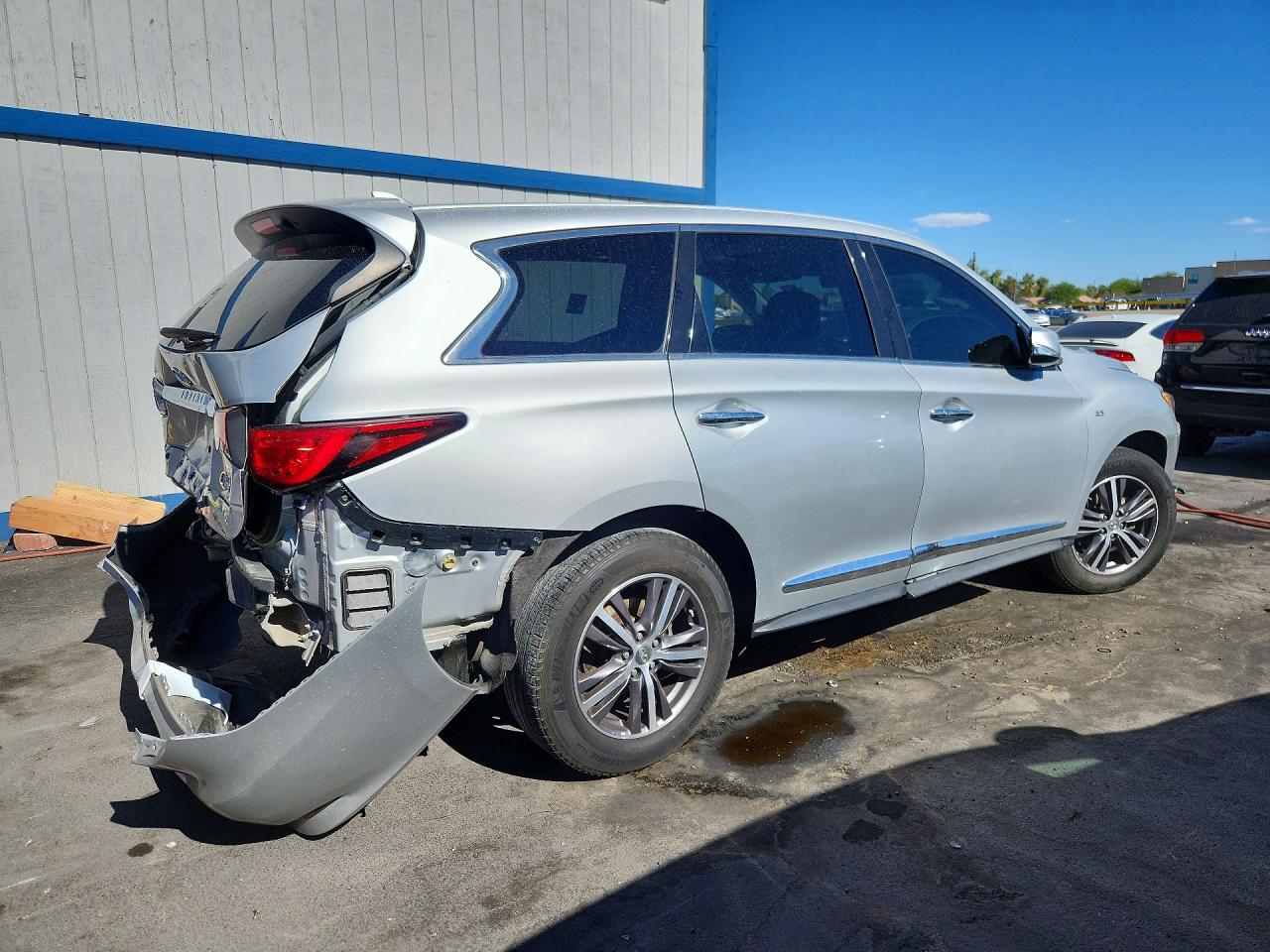 2018 Infiniti Qx60 Base Silver vin: 5N1DL0MNXJC516487
