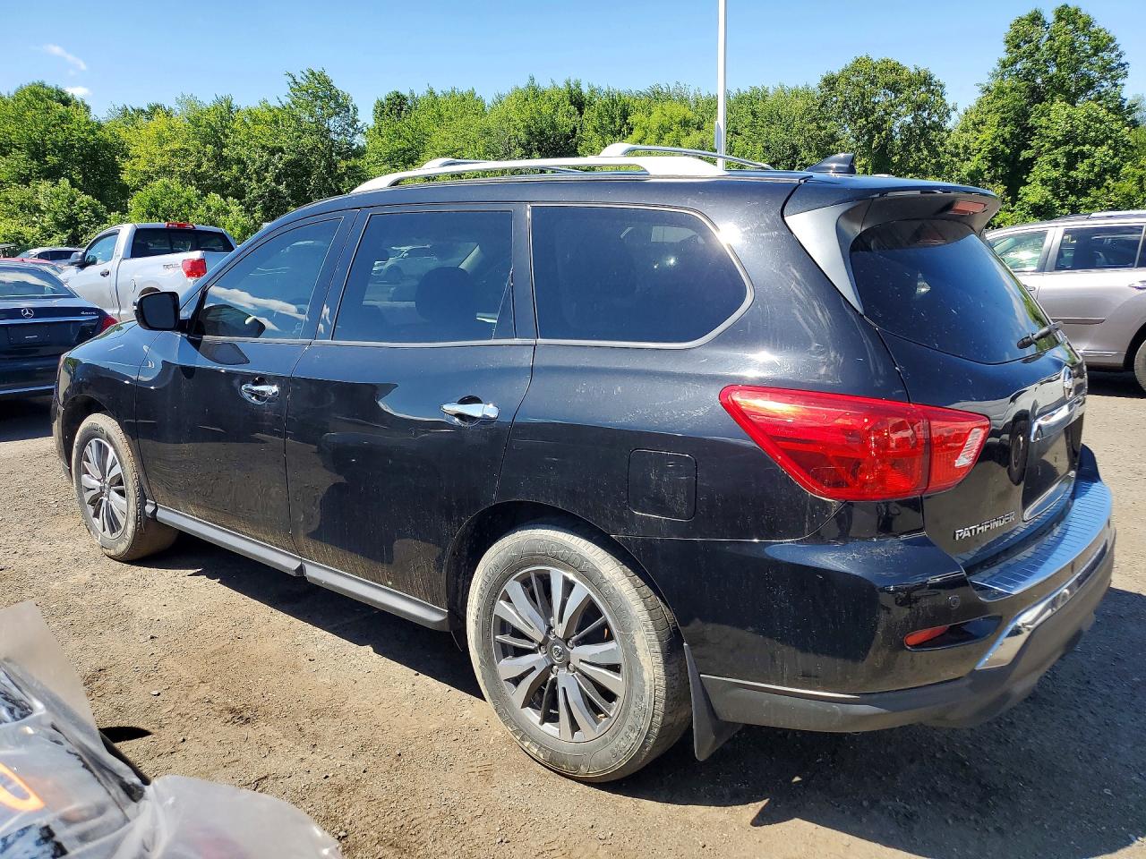 2020 Nissan Pathfinder S Black vin: 5N1DR2AN3LC629828