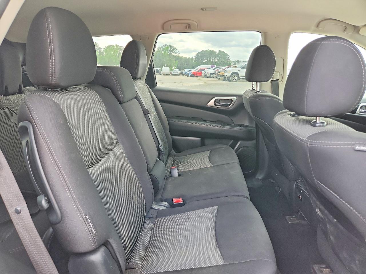 2020 Nissan Pathfinder S White vin: 5N1DR2AN9LC639974