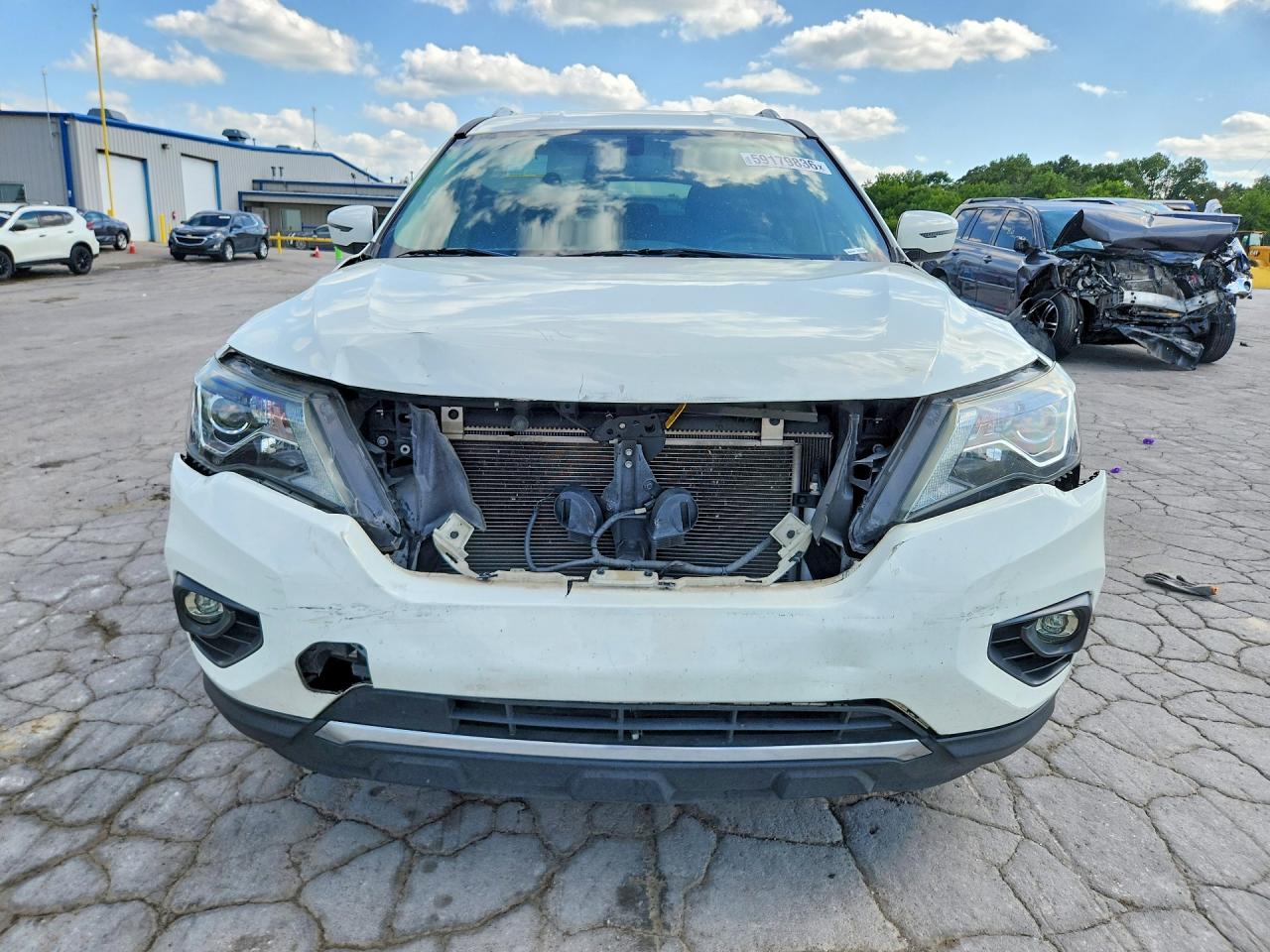 2020 Nissan Pathfinder Sv White vin: 5N1DR2BN9LC597983