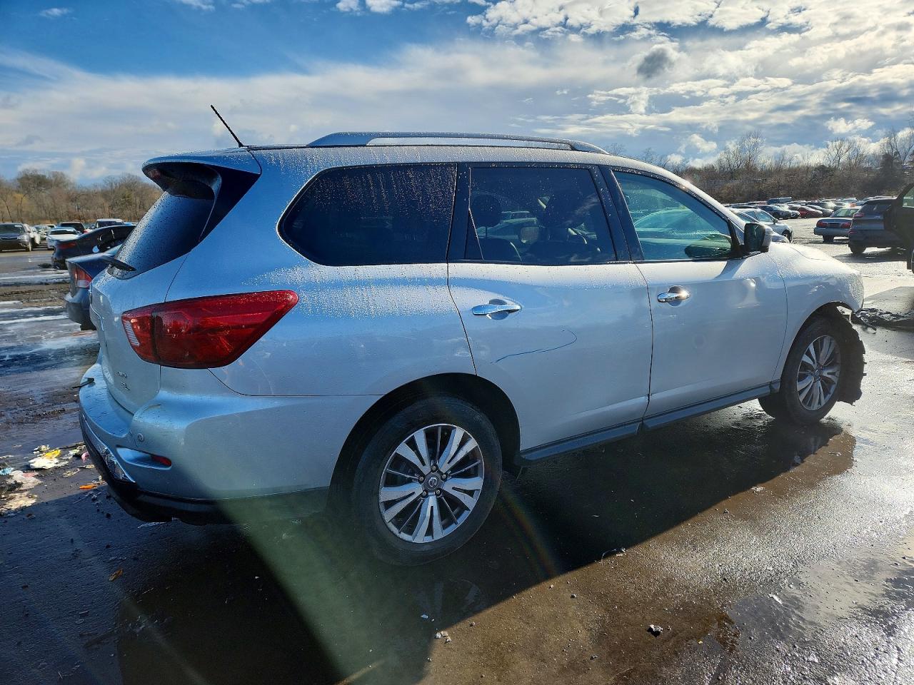2020 Nissan Pathfinder Sl Silver vin: 5N1DR2CMXLC599196