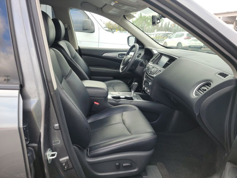 2020 Nissan Pathfinder Sl vin: 5N1DR2CN3LC624111