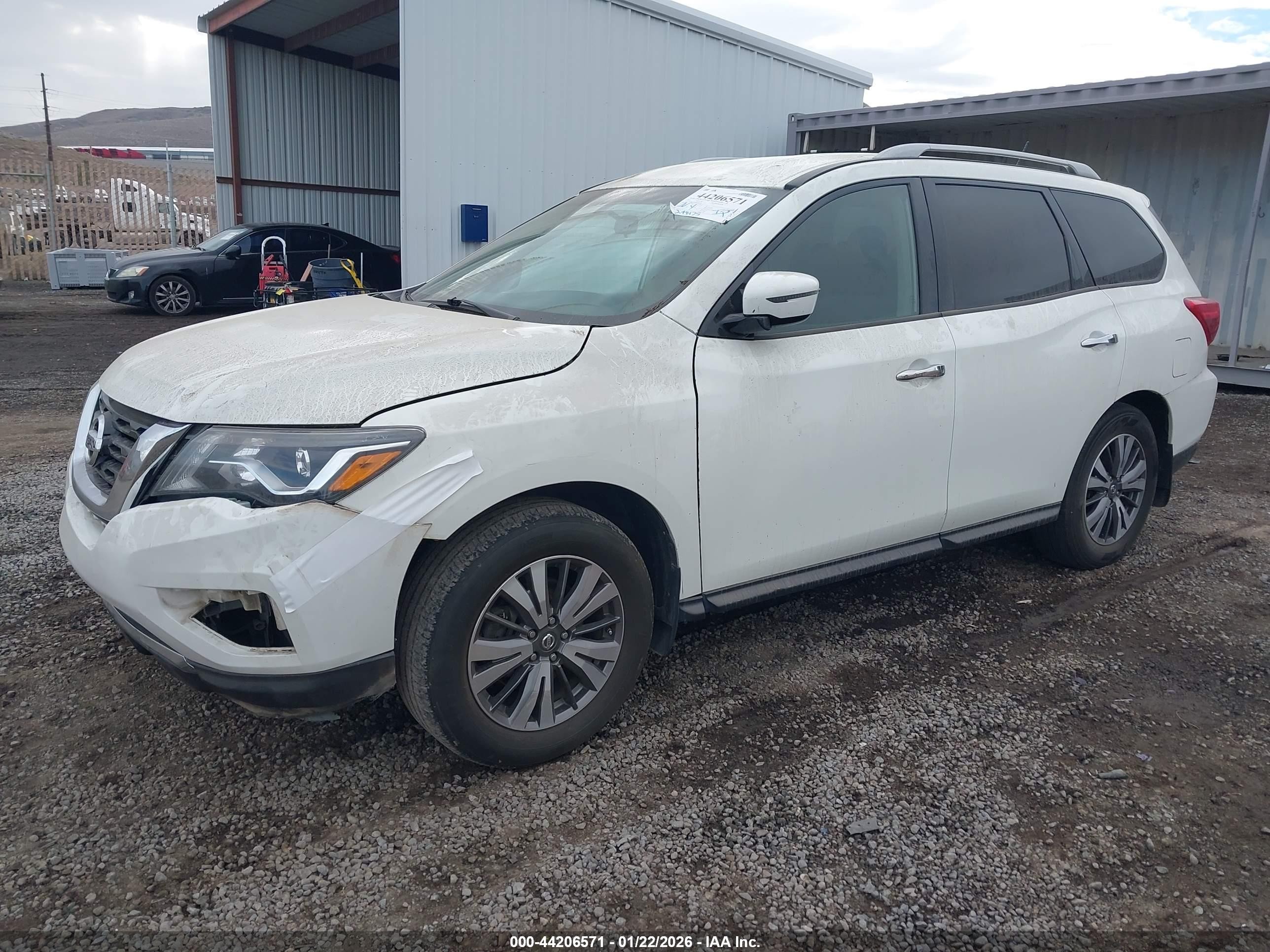 2017 Nissan Pathfinder S White vin: 5N1DR2MM0HC636200