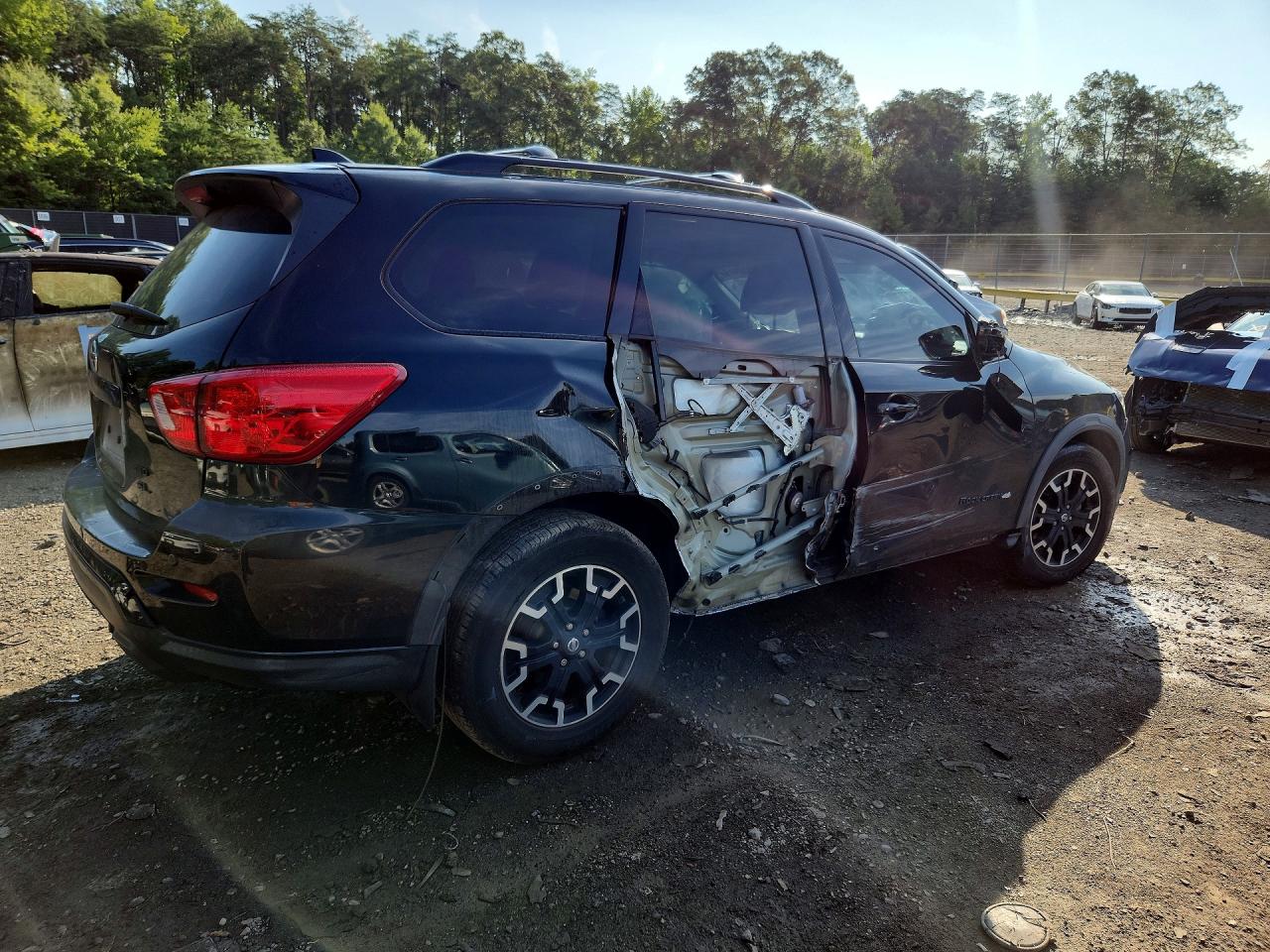 2019 Nissan Pathfinder Sl Black vin: 5N1DR2MM0KC637273