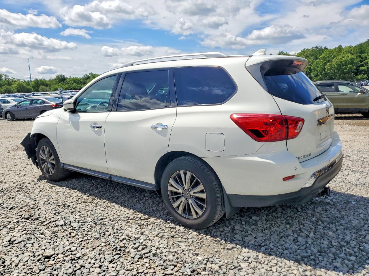 2019 Nissan Pathfinder Sv White vin: 5N1DR2MM0KC640223
