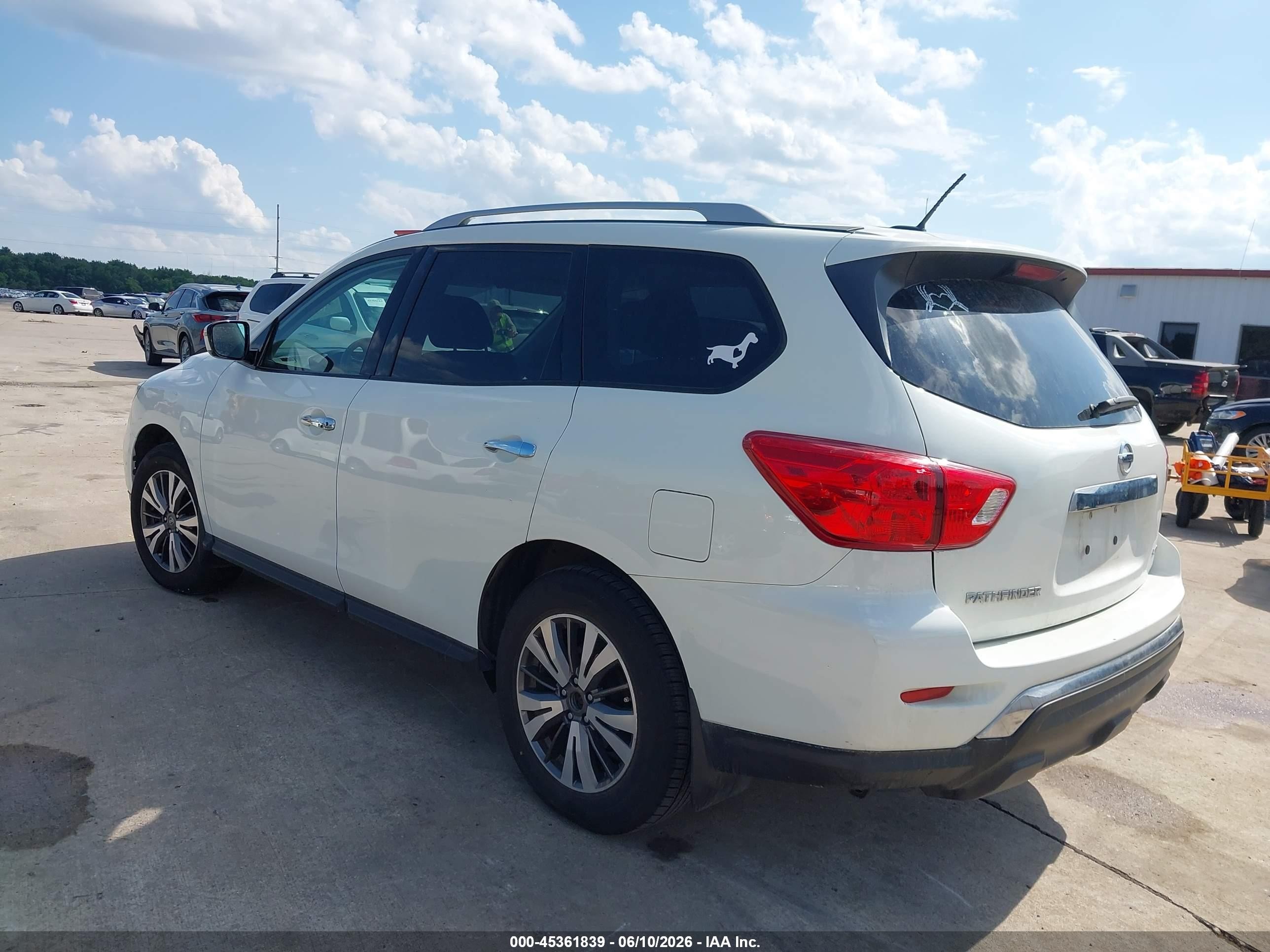 2017 Nissan Pathfinder S White vin: 5N1DR2MM1HC659534