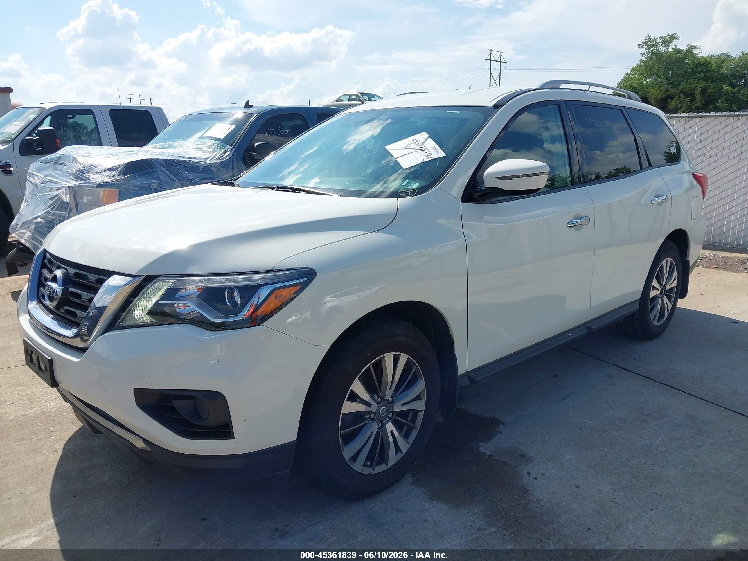 2017 Nissan Pathfinder S White vin: 5N1DR2MM1HC659534