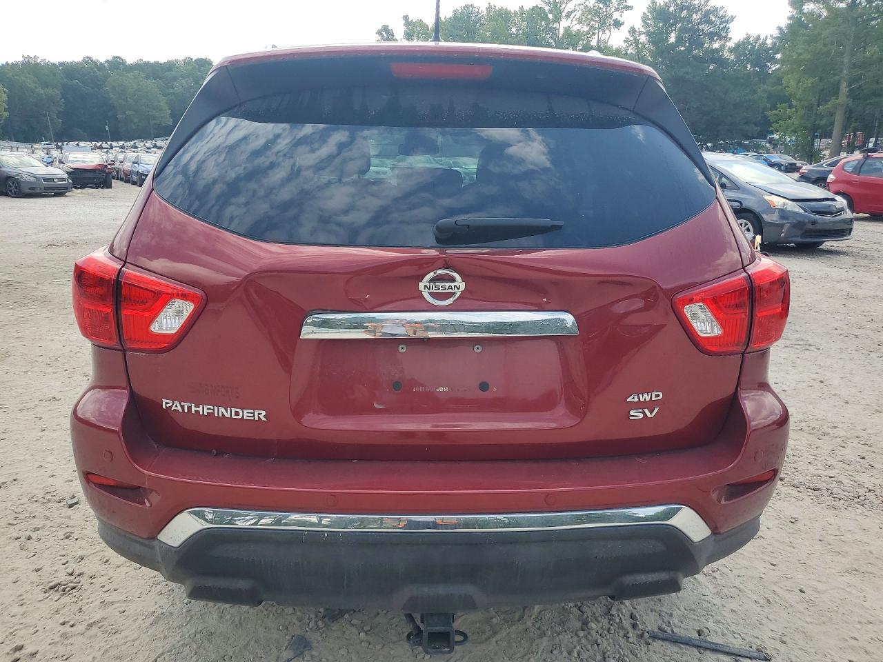 2017 Nissan Pathfinder Sv Red vin: 5N1DR2MM3HC657557