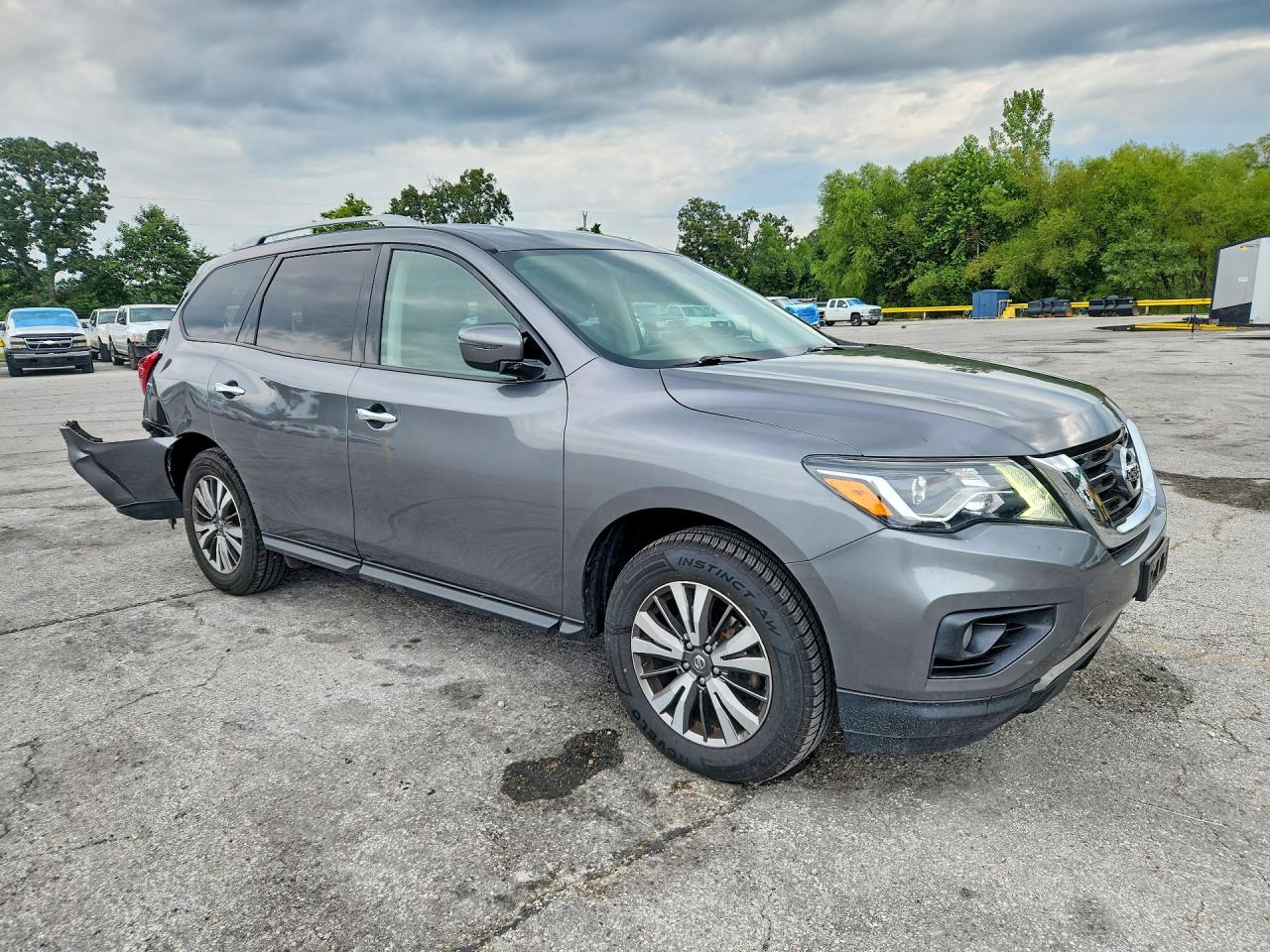 2019 Nissan Pathfinder Sv Серый vin: 5N1DR2MM3KC579949