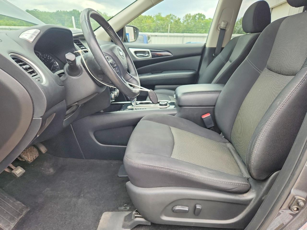 2019 Nissan Pathfinder Sv Серый vin: 5N1DR2MM3KC579949