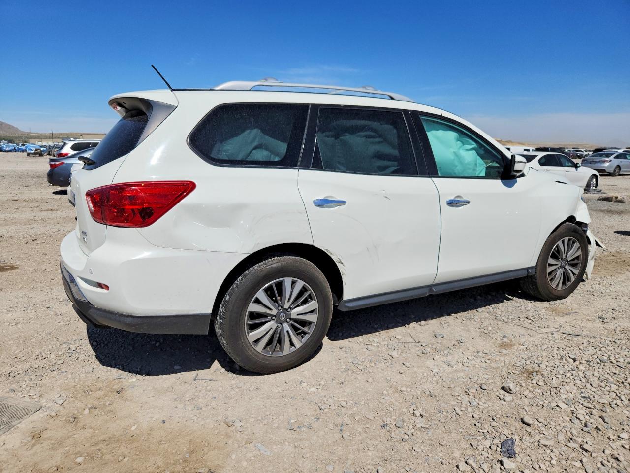 2017 Nissan Pathfinder Sv White vin: 5N1DR2MM4HC613776