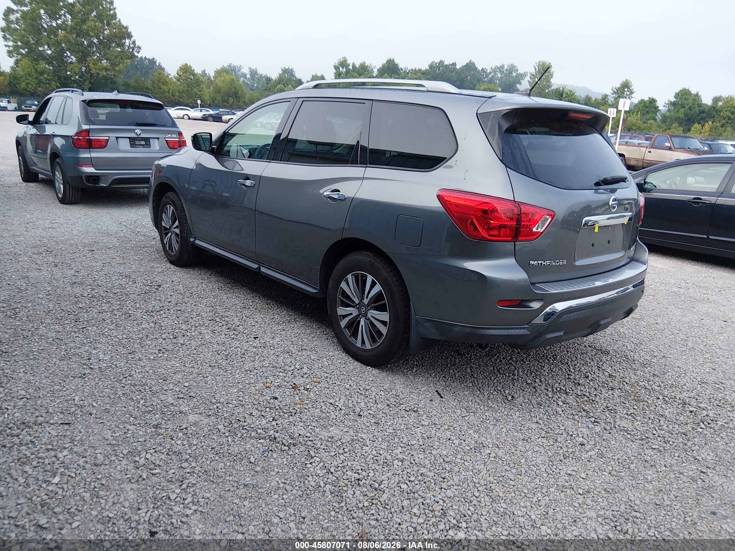 2017 Nissan Pathfinder S Gray vin: 5N1DR2MM4HC665604