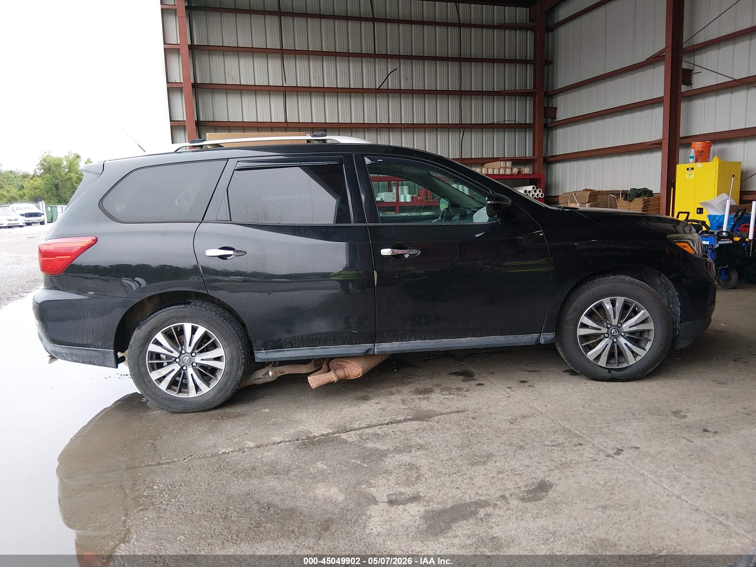 2017 Nissan Pathfinder Sl Black vin: 5N1DR2MM5HC662730