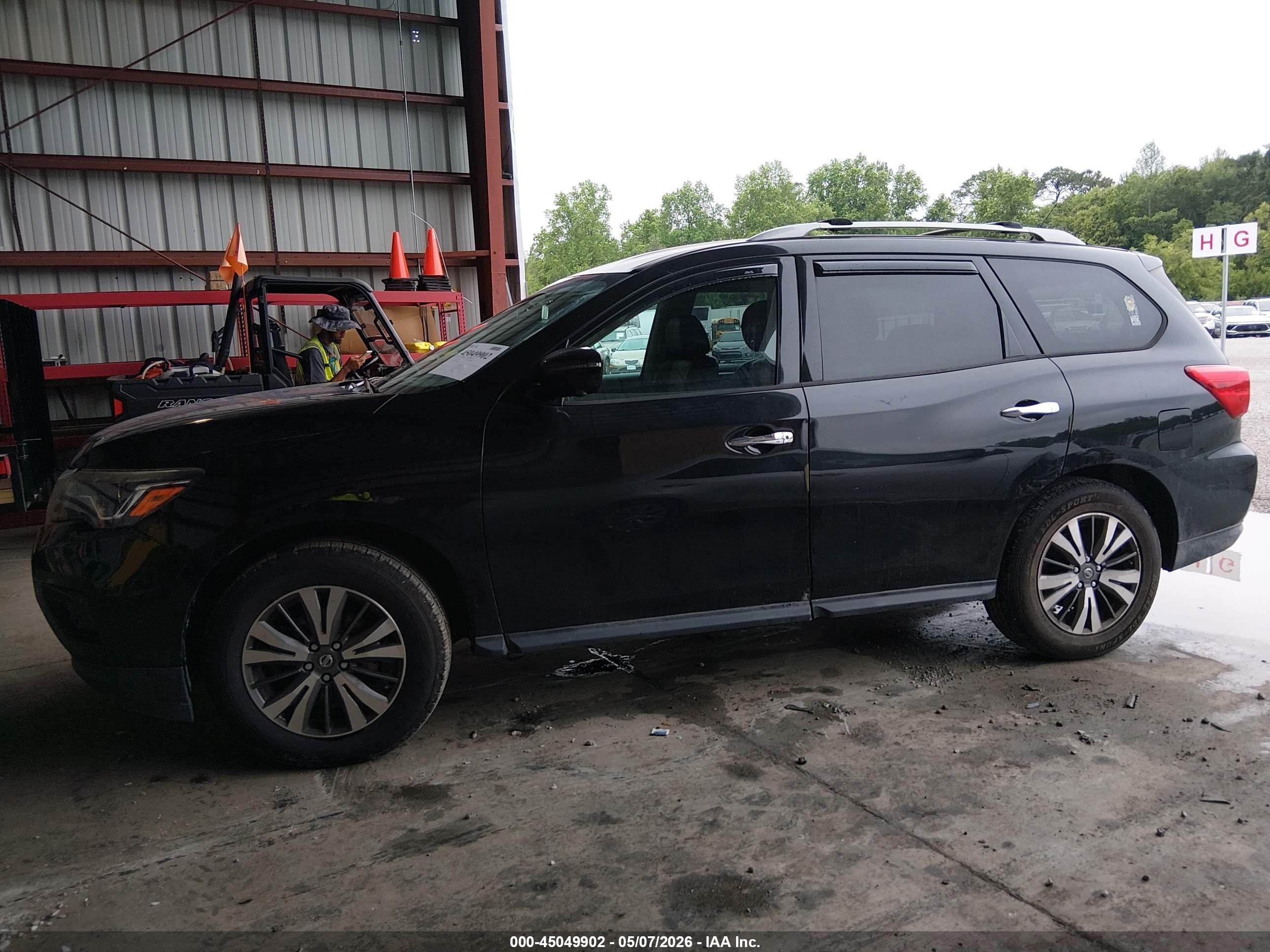 2017 Nissan Pathfinder Sl Black vin: 5N1DR2MM5HC662730