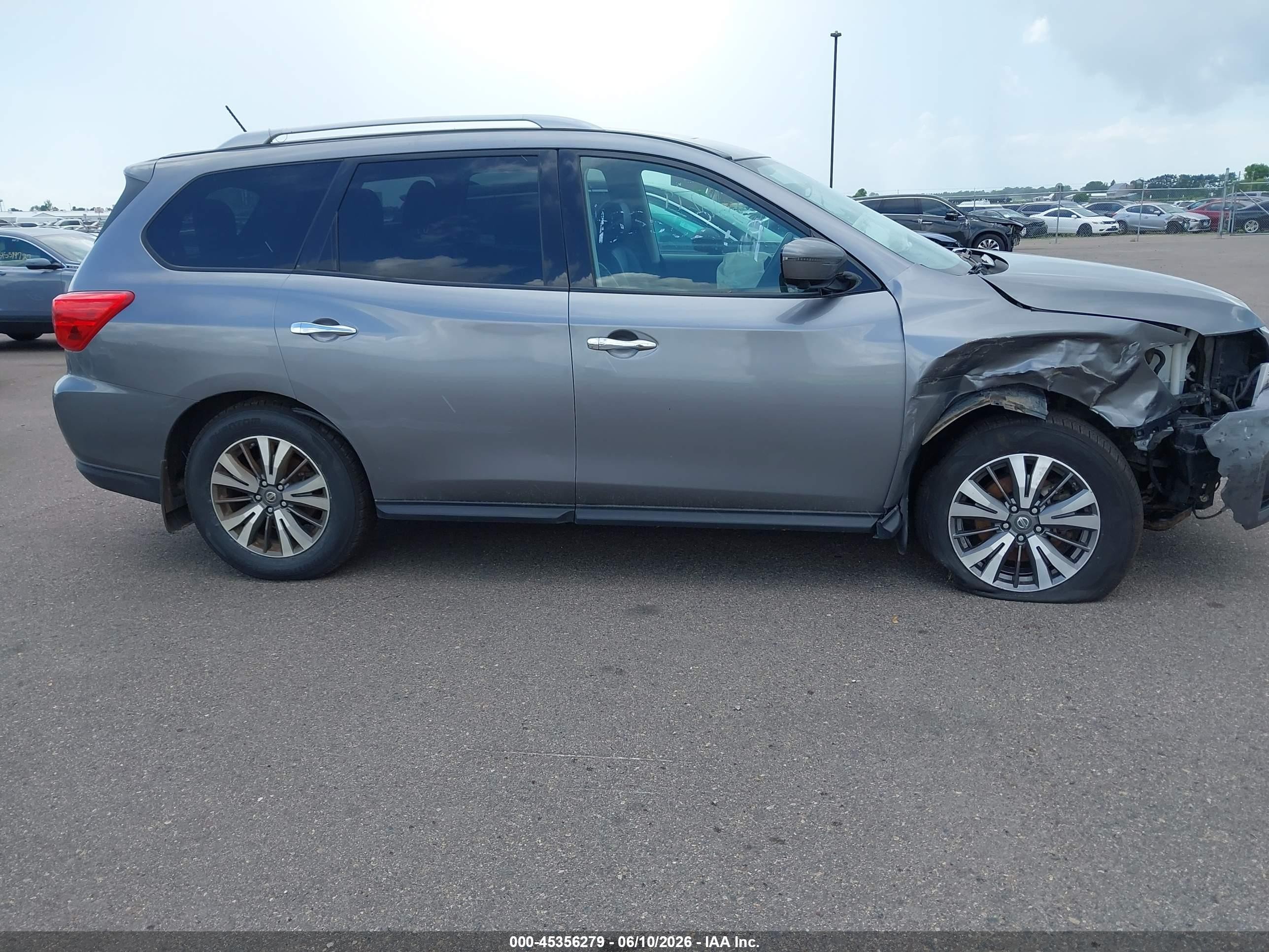 2017 Nissan Pathfinder Sl Gray vin: 5N1DR2MM6HC605372