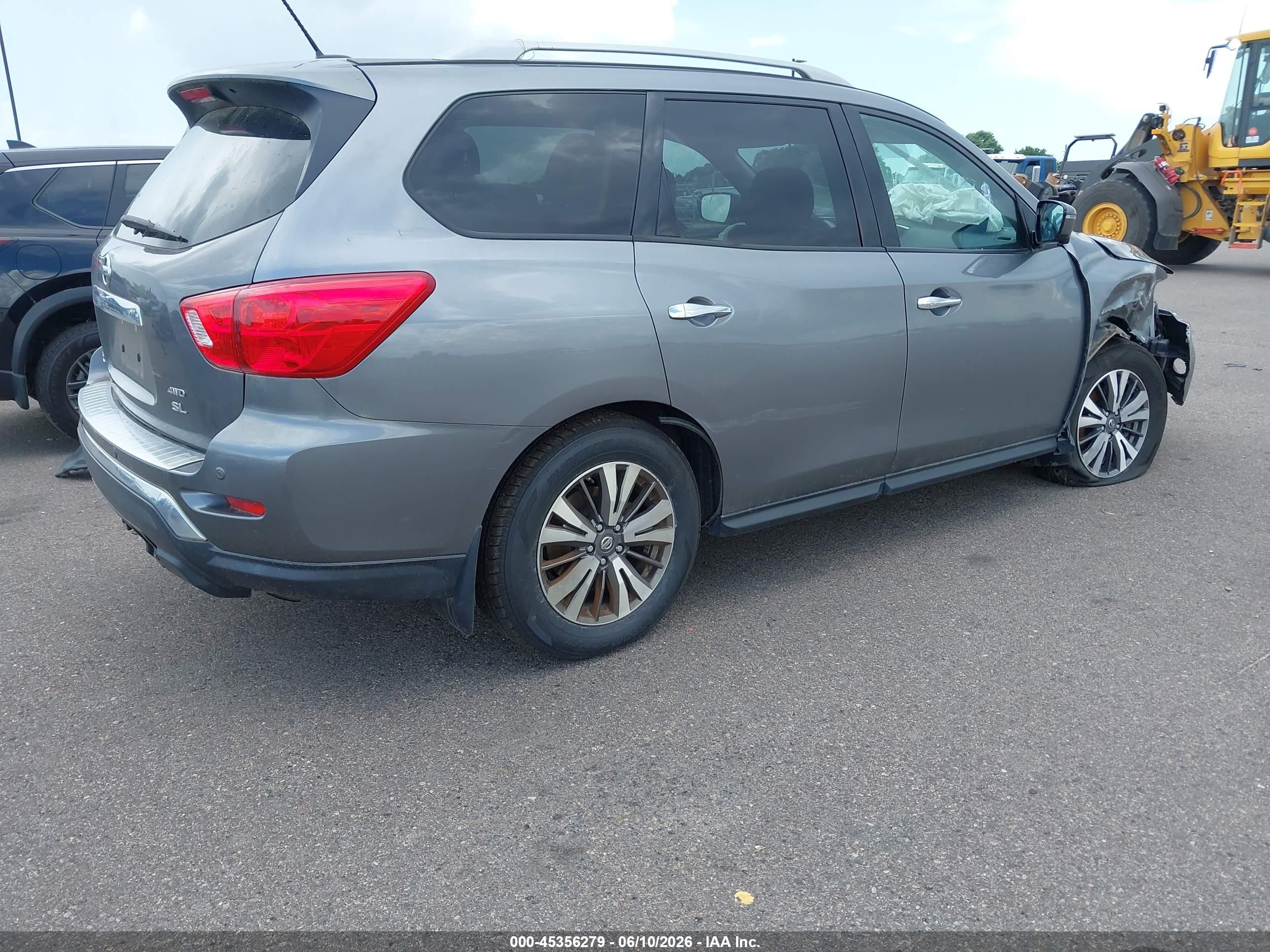 2017 Nissan Pathfinder Sl Gray vin: 5N1DR2MM6HC605372