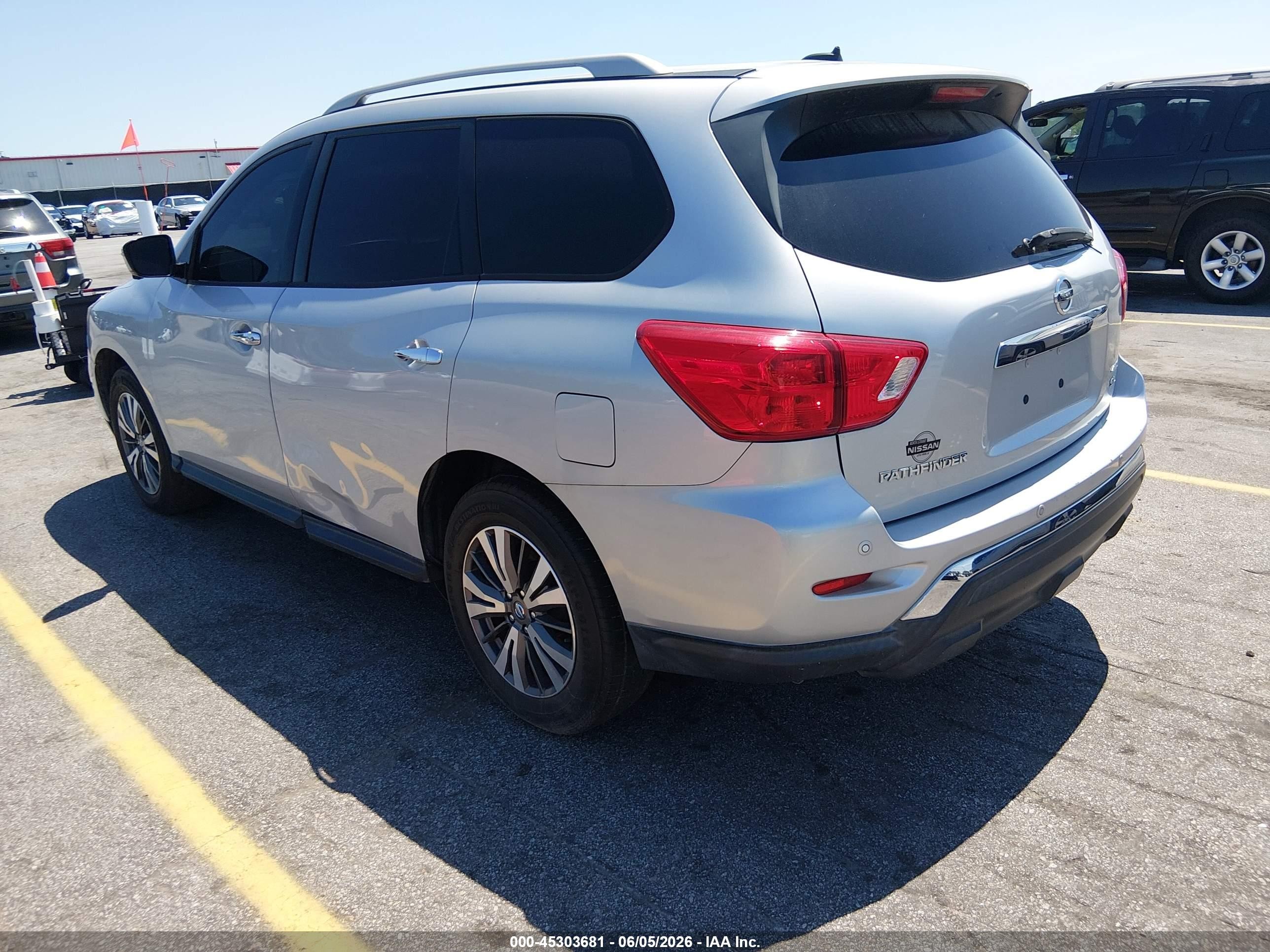 2017 Nissan Pathfinder Sl Silver vin: 5N1DR2MM6HC662980