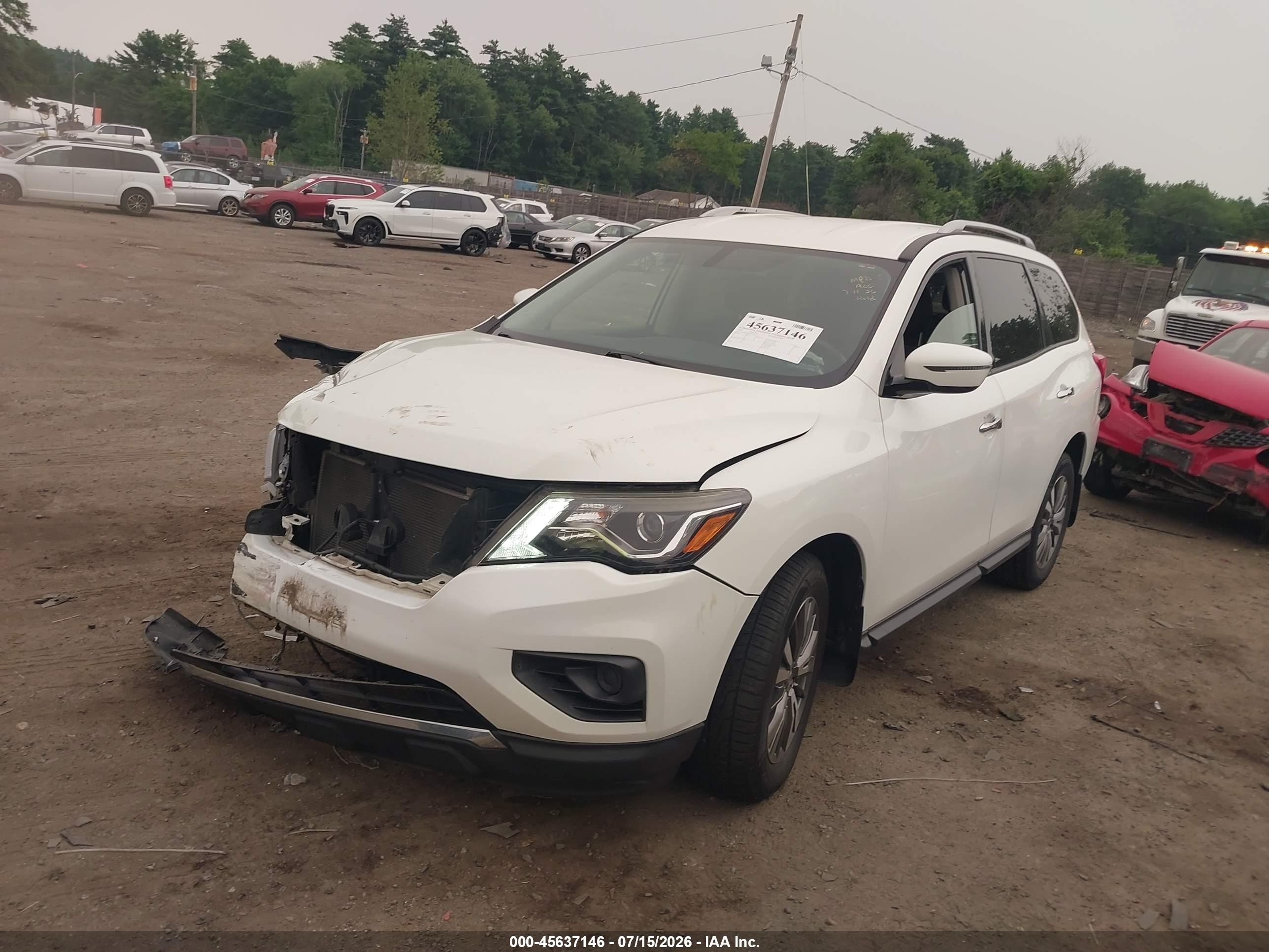 2018 Nissan Pathfinder S White vin: 5N1DR2MM6JC644453