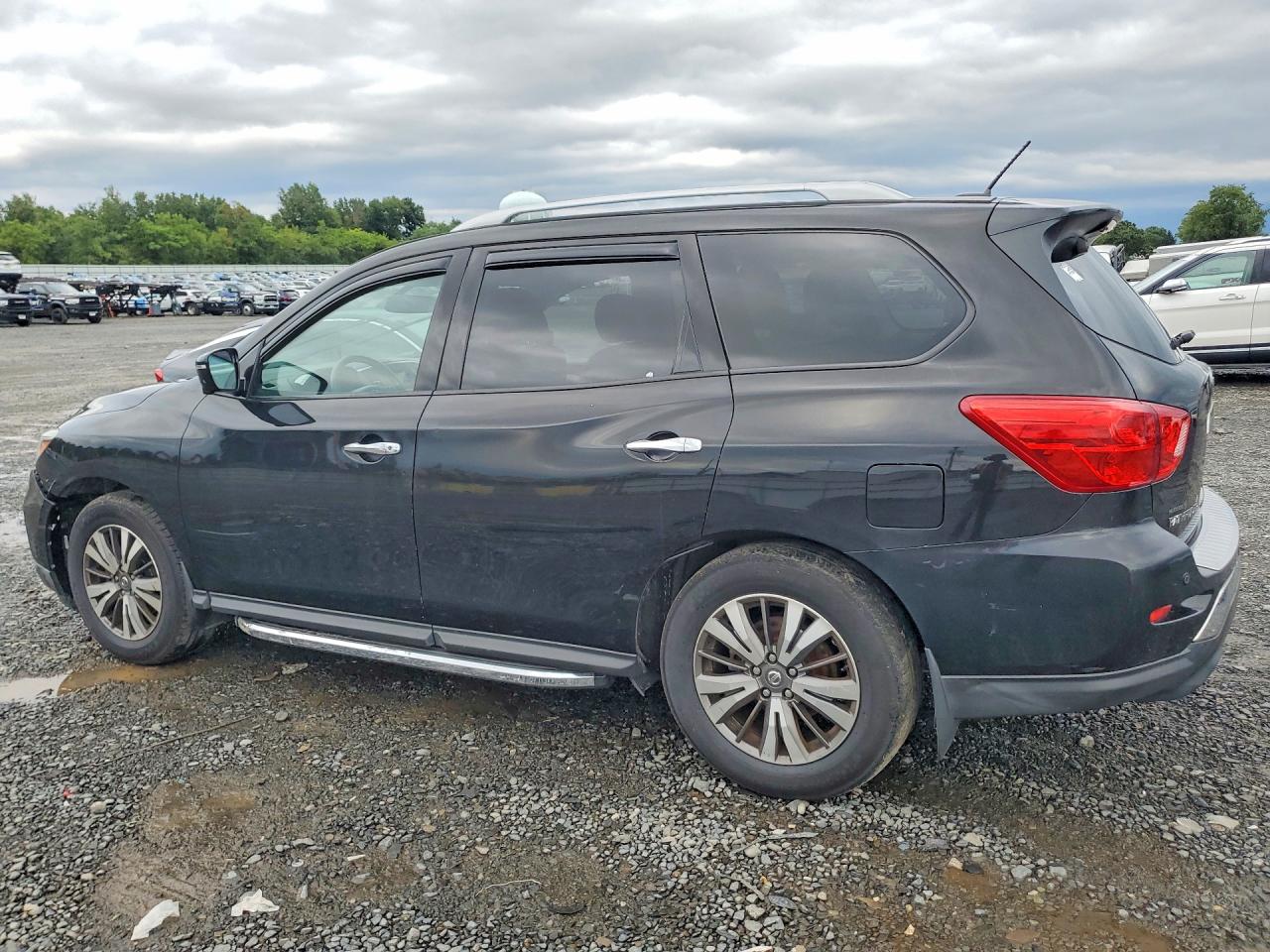 2017 Nissan Pathfinder Sl Black vin: 5N1DR2MM7HC658338