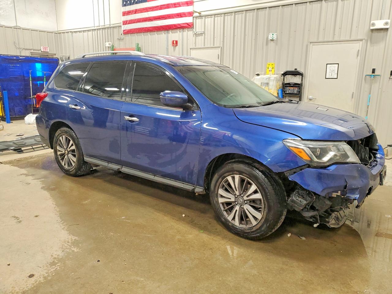 2018 Nissan Pathfinder Sv Blue vin: 5N1DR2MM7JC602244