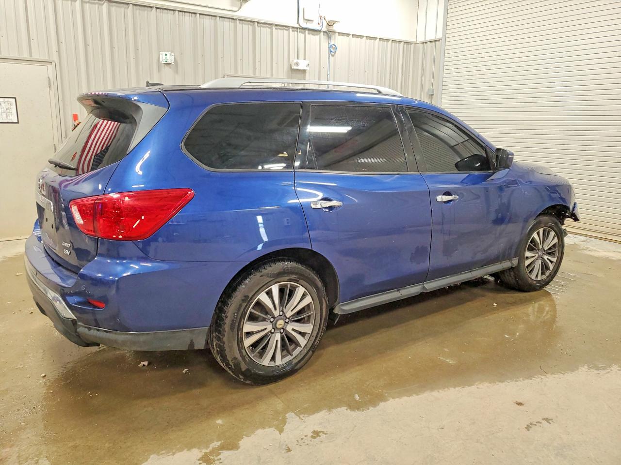 2018 Nissan Pathfinder Sv Blue vin: 5N1DR2MM7JC602244