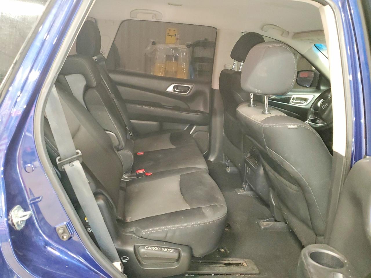 2018 Nissan Pathfinder Sv Blue vin: 5N1DR2MM7JC602244