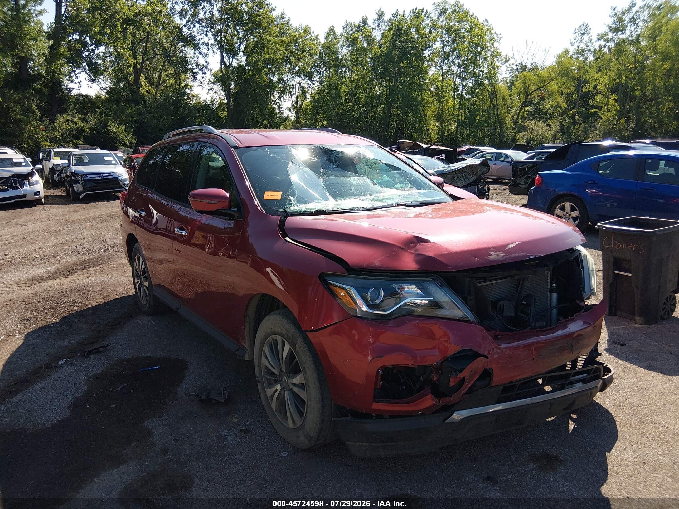 2017 Nissan Pathfinder Platinum/s/sl/sv Red vin: 5N1DR2MM8HC607107