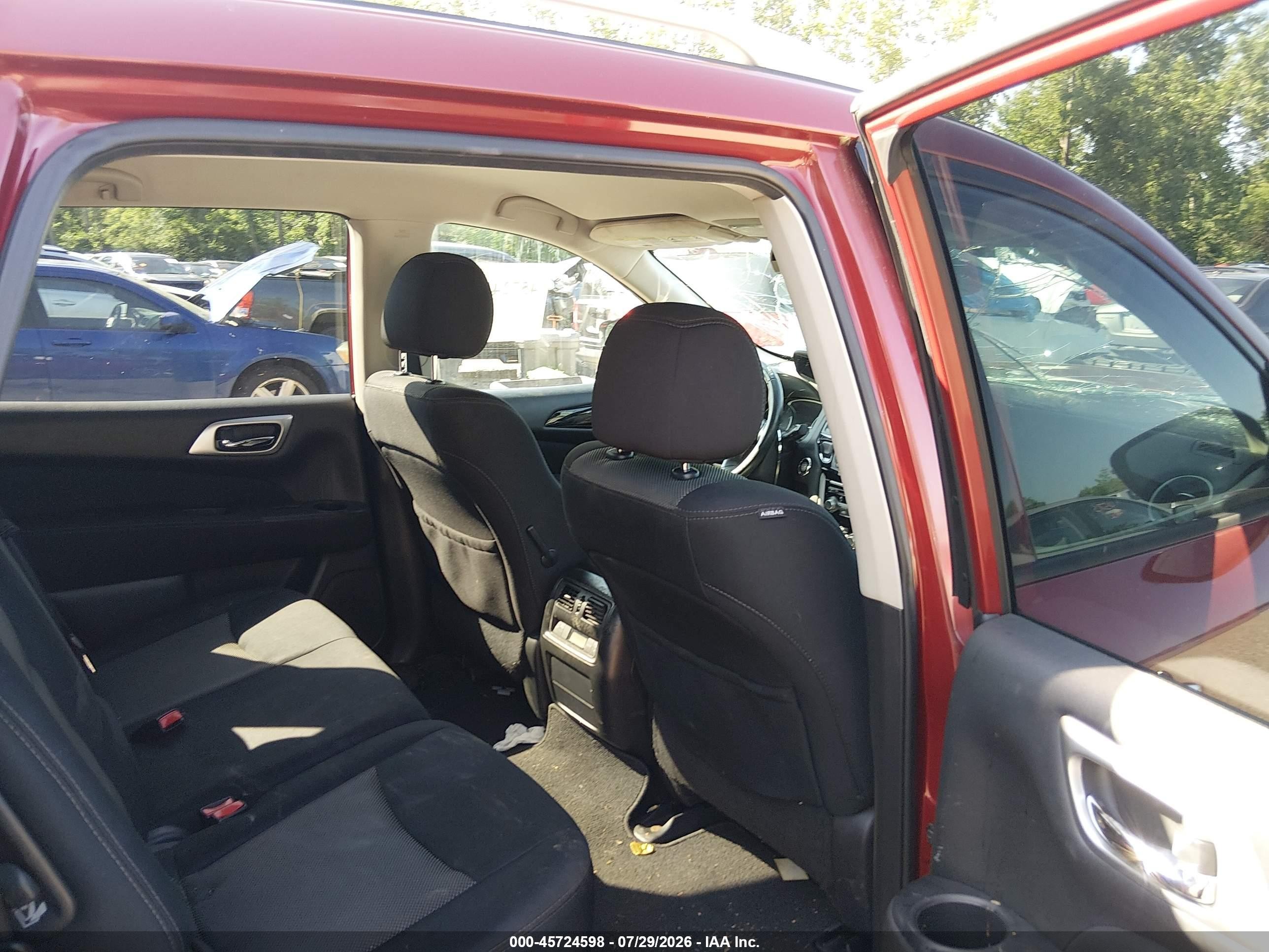 2017 Nissan Pathfinder Platinum/s/sl/sv Red vin: 5N1DR2MM8HC607107