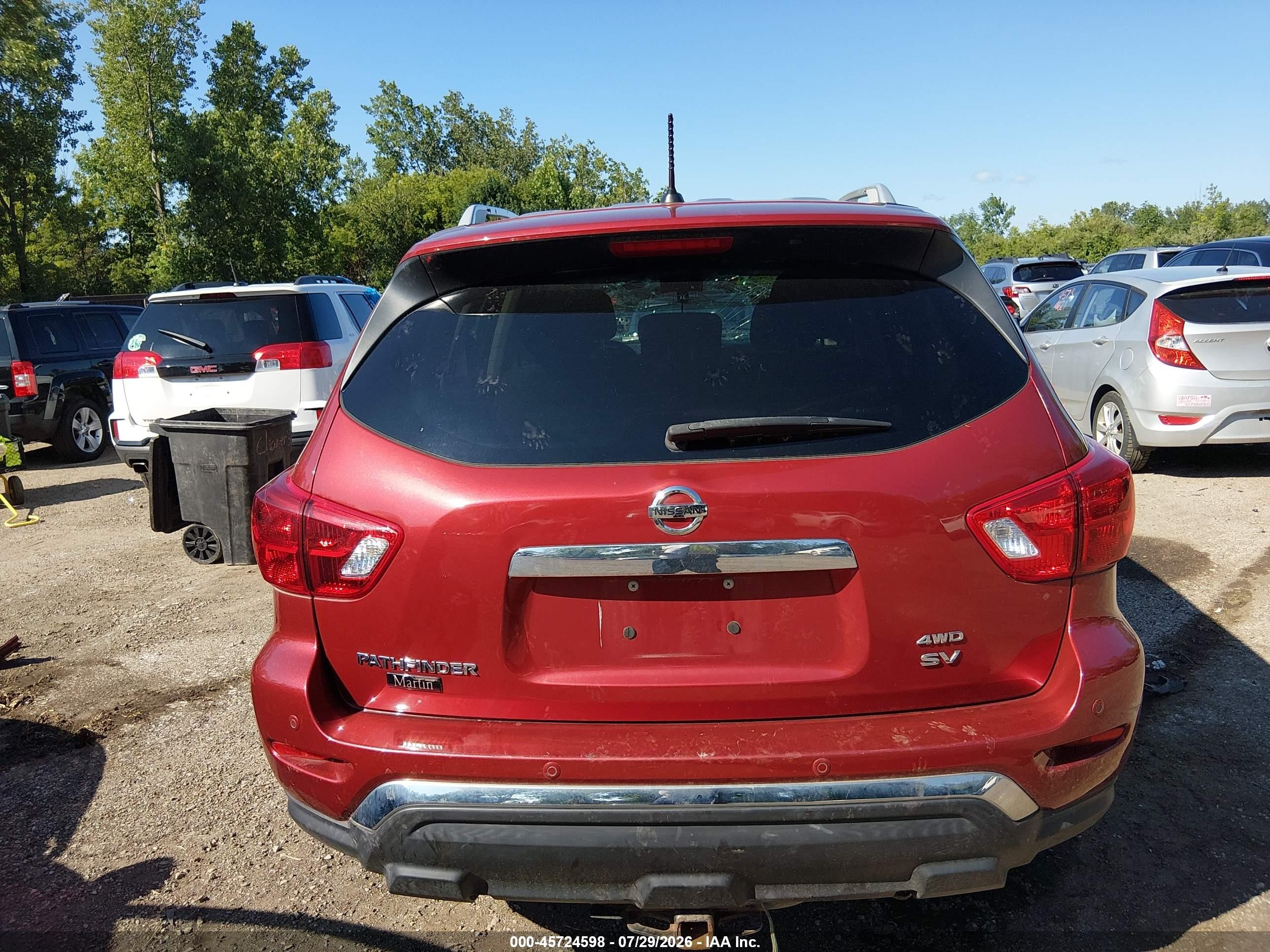 2017 Nissan Pathfinder Platinum/s/sl/sv Red vin: 5N1DR2MM8HC607107